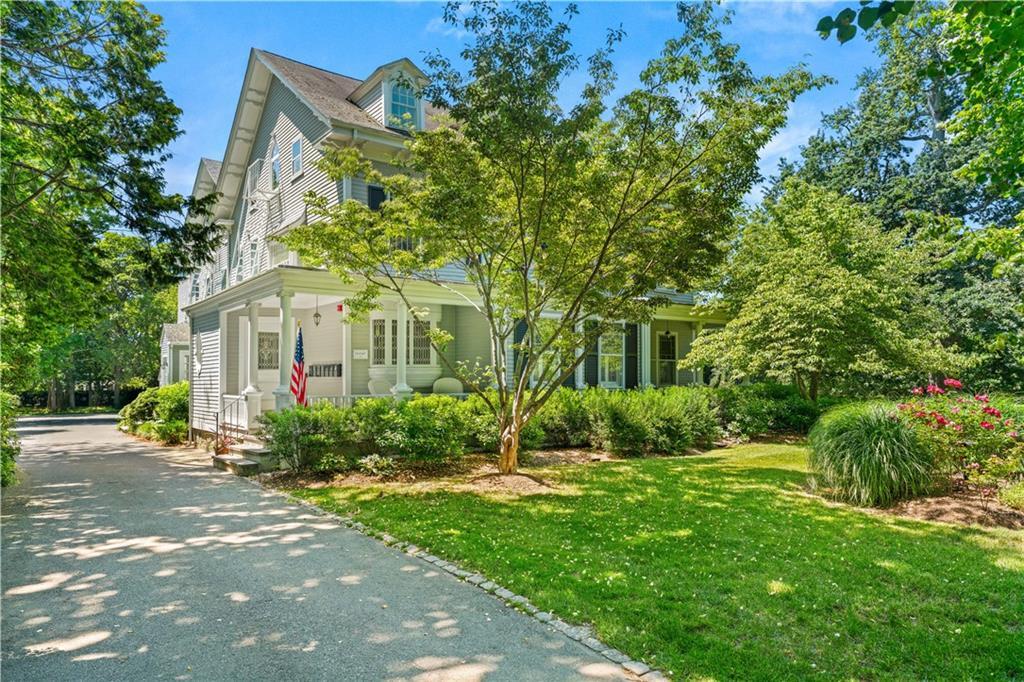 Property Photo: 141 Narragansett Avenue 2C RI 02840