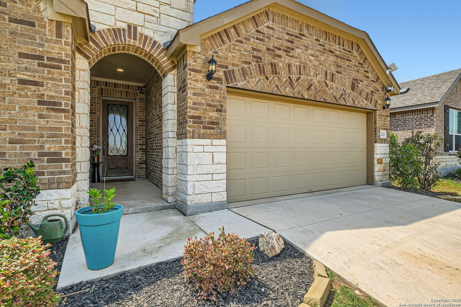 Property Photo: 2215 Zachry TX 78132