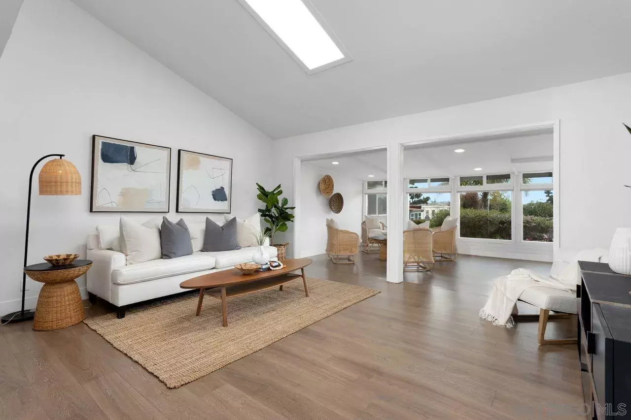 Property Photo:  3630 Vista Campana S 6  CA 92057 