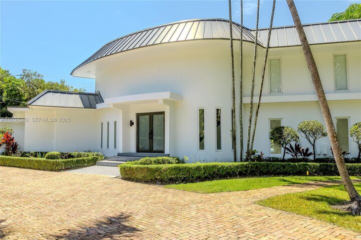 Property Photo:  6540 SW 135th Ter  FL 33156 