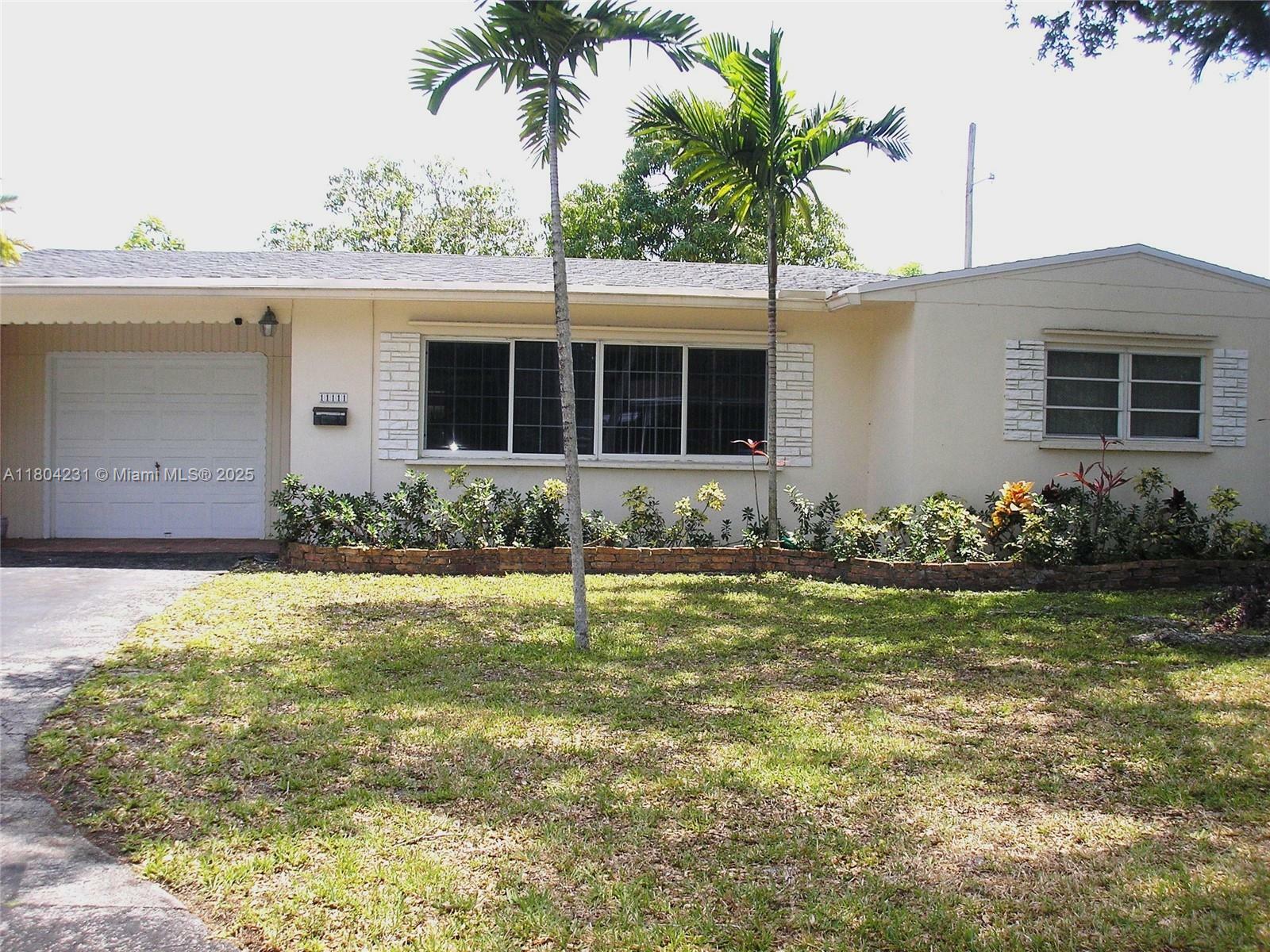 Property Photo: 11111 SW 78th Ct FL 33156