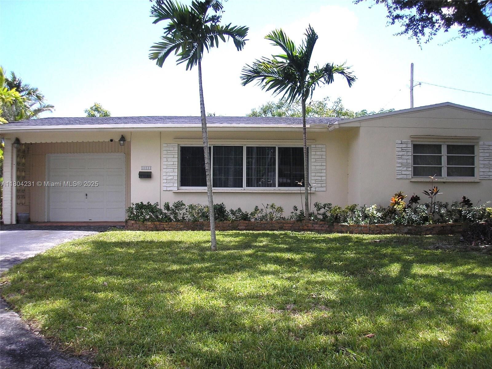 Property Photo: 11111 SW 78th Ct FL 33156