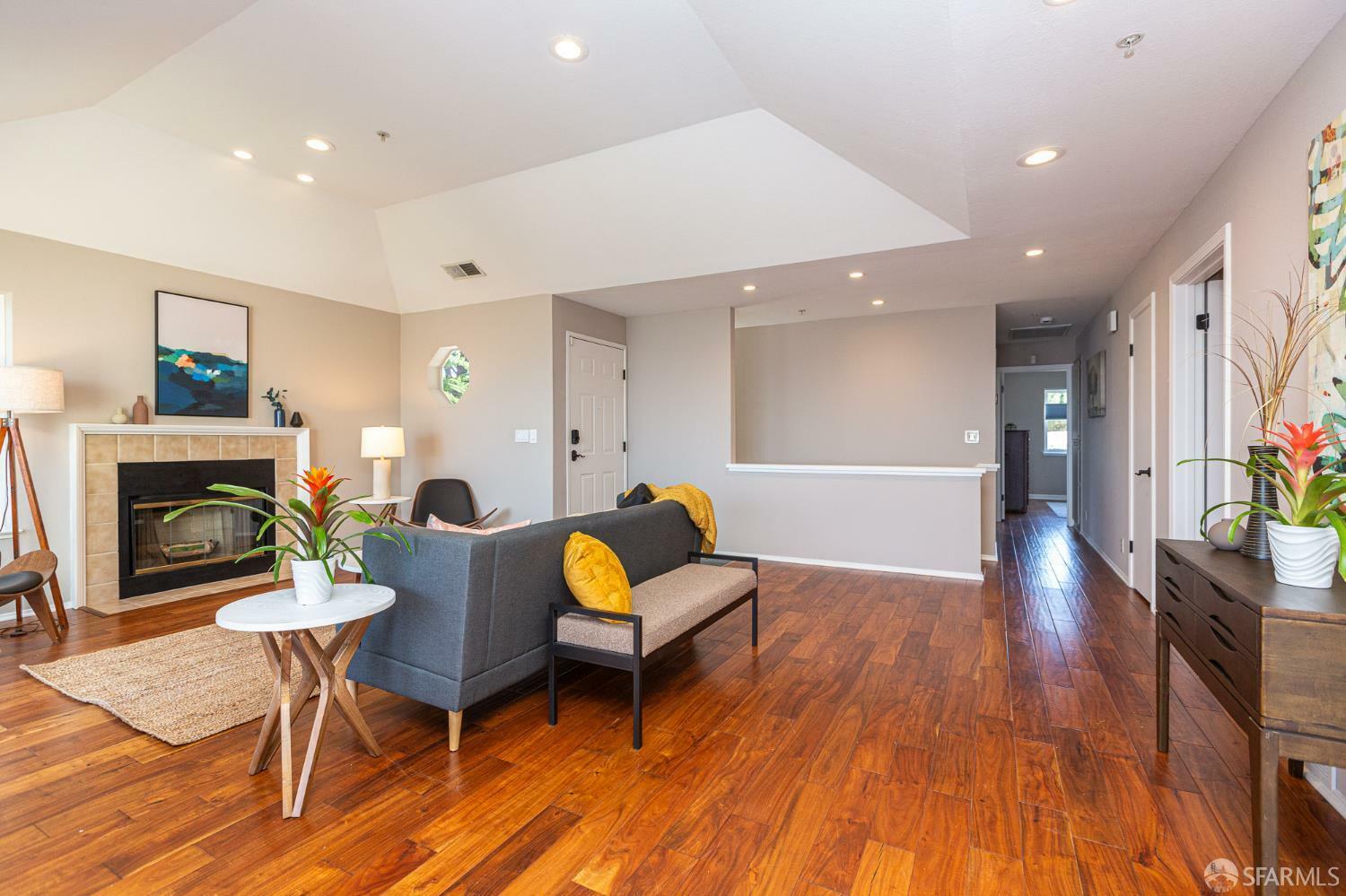 Property Photo: 460 Pointe Pacific Drive 4 CA 94014