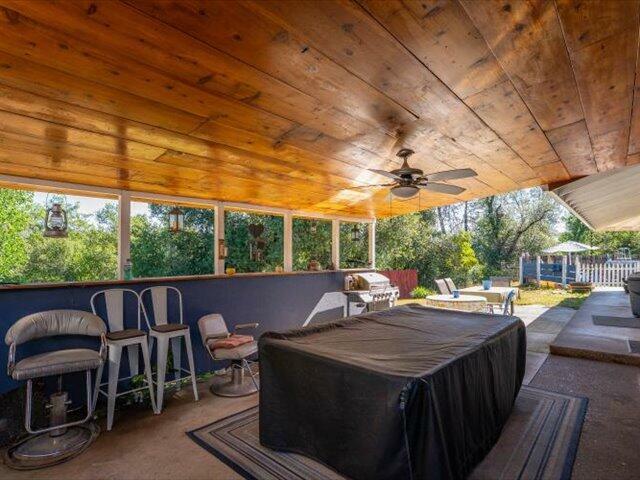 Property Photo: 2141 Hardenbrook Avenue CA 96019