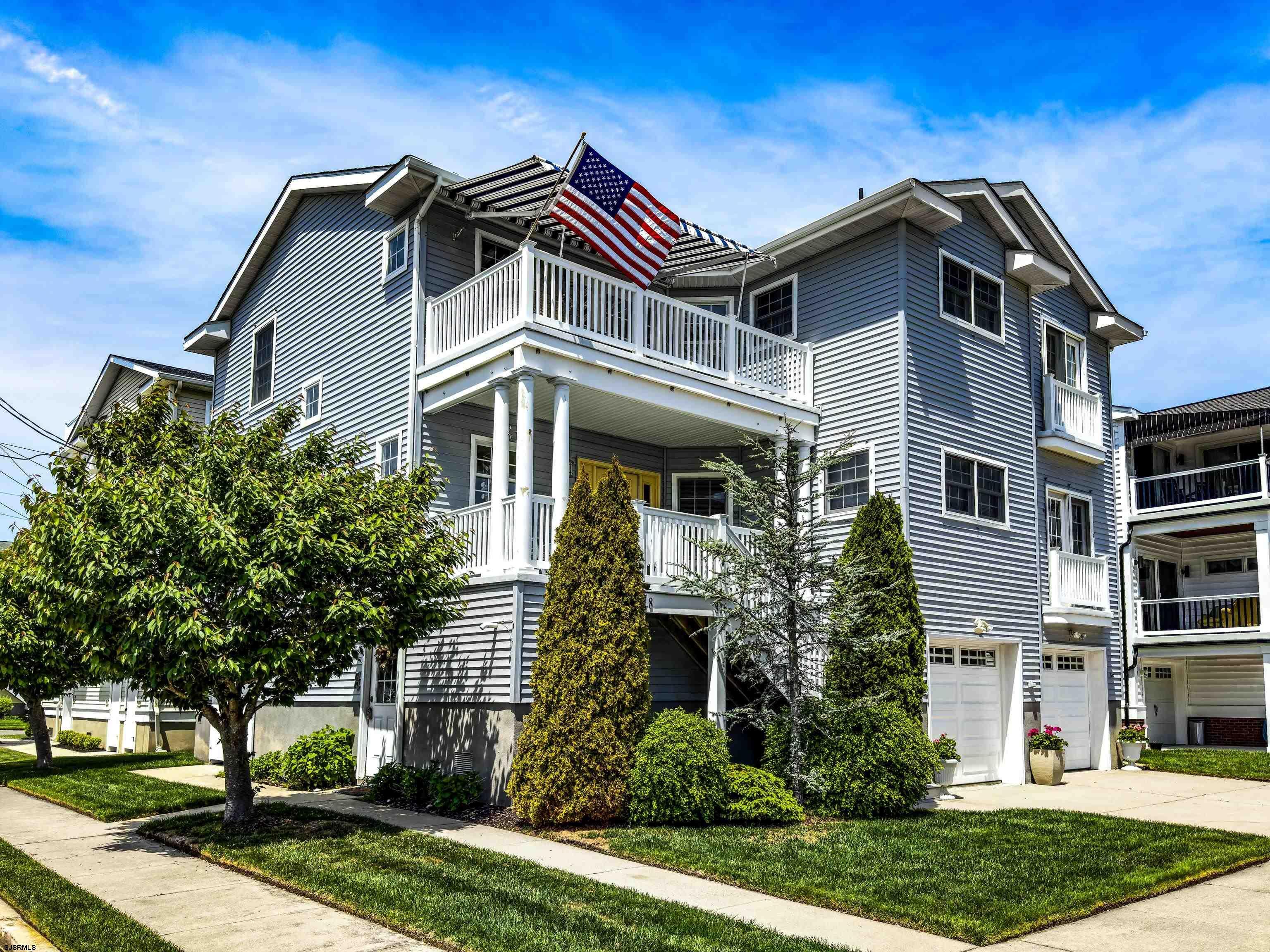 Property Photo:  818 Aldrich Road 2nd Floor  NJ 08226 