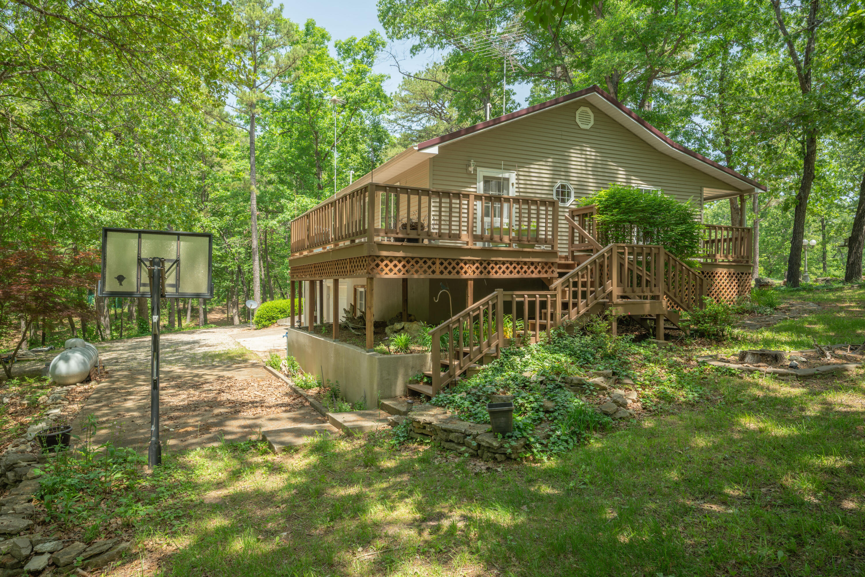 Property Photo: 28827 Farm Road 1250 MO 65658