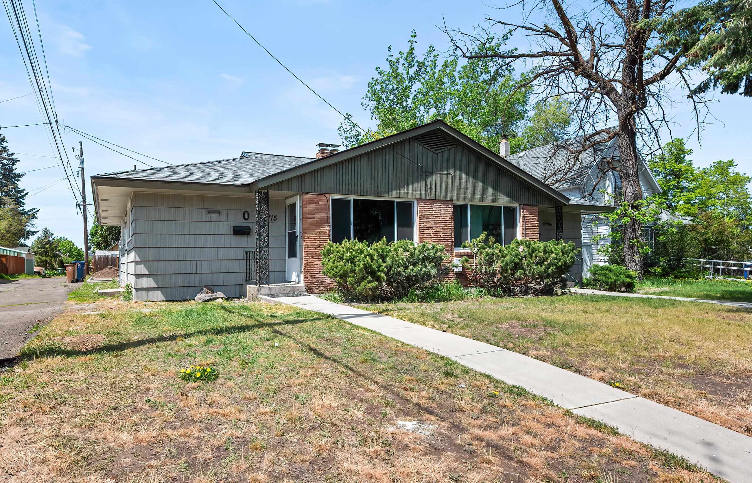 Property Photo: 1715 N Jefferson St 1717 WA 99205