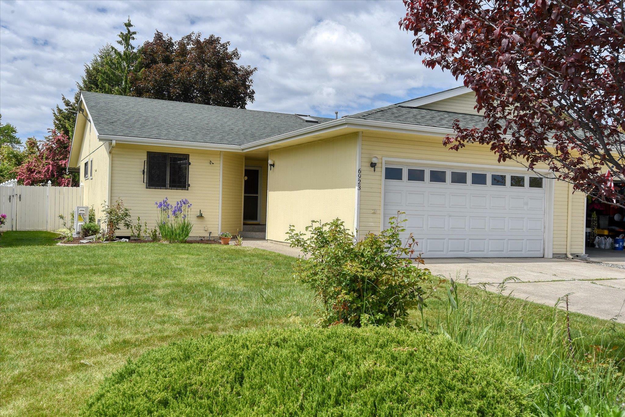 Property Photo: 6923 N Hamilton St 6923 WA 99208