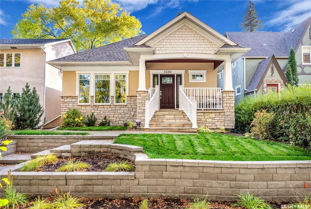 Property Photo: 1310 Elliott Street SK S7N 0V8