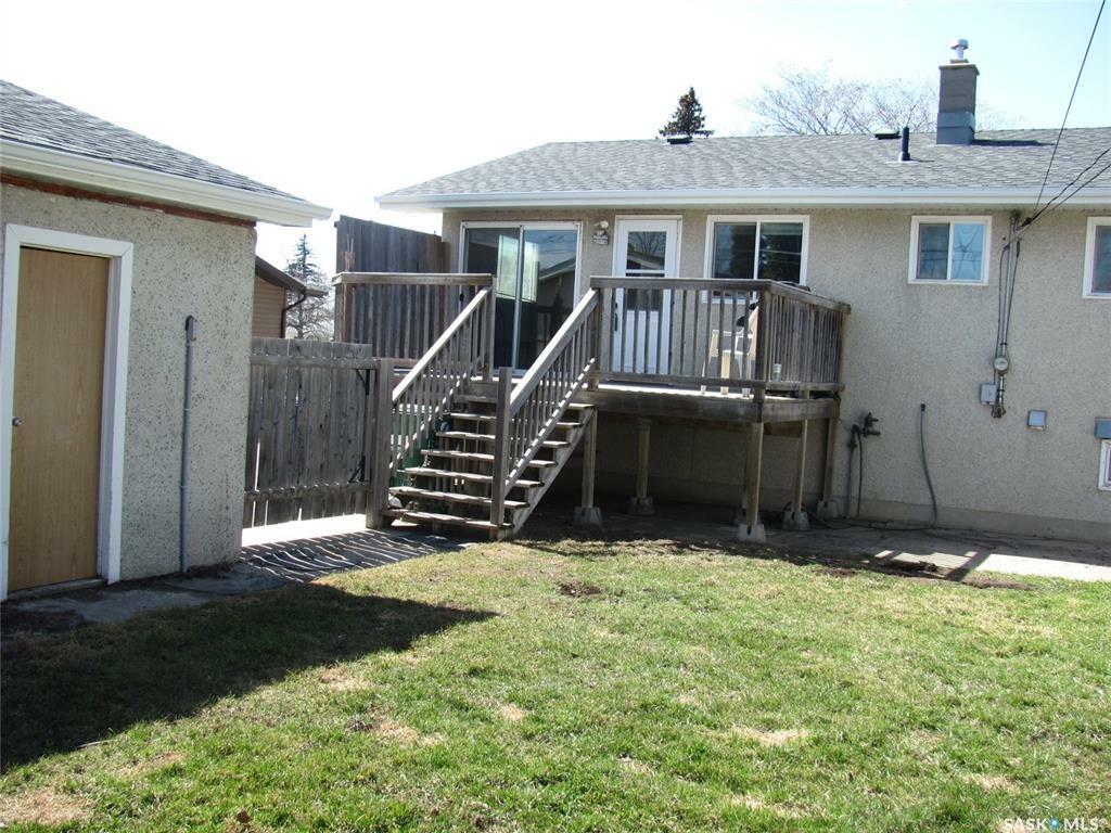 Property Photo:  126 O'Neil Crescent  SK S7K 1H2 