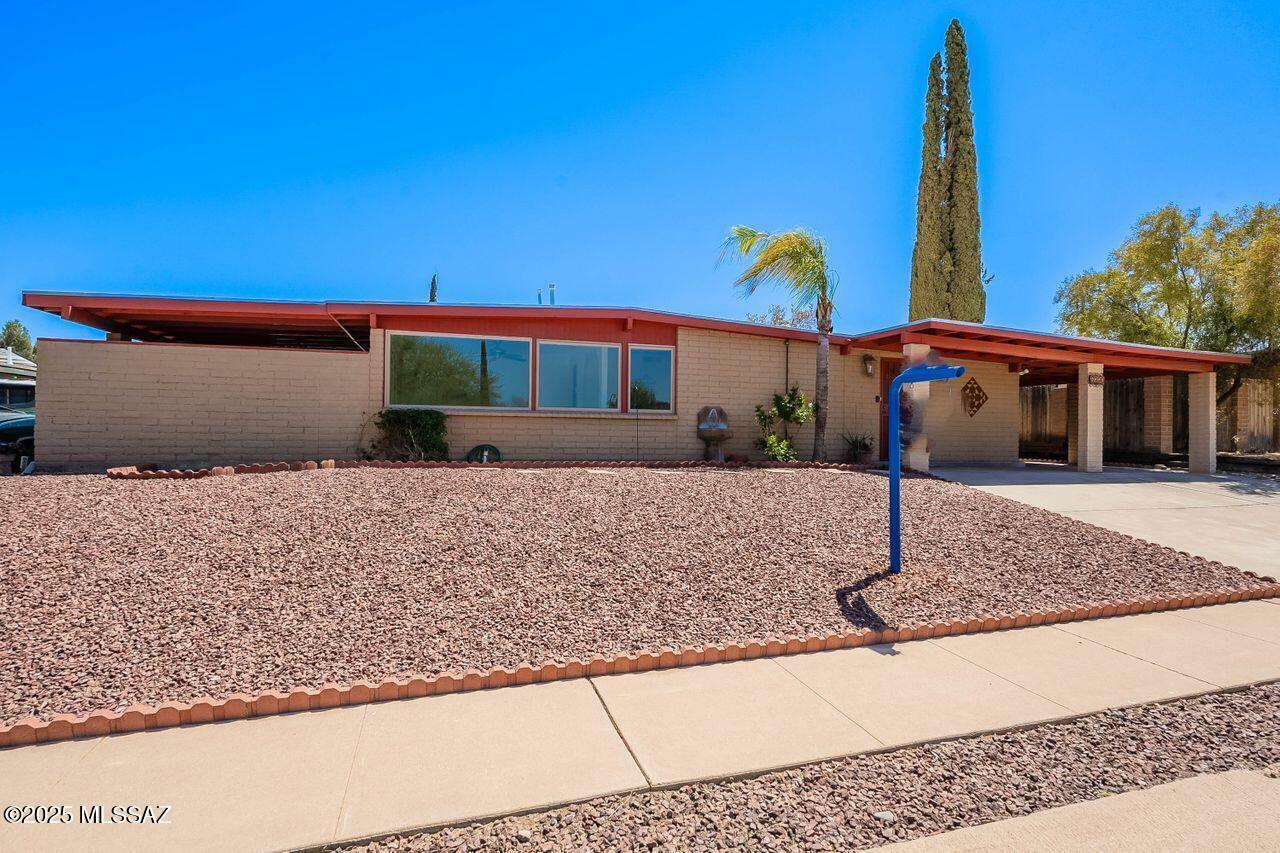 Property Photo: 8220 E Nicaragua Drive AZ 85730