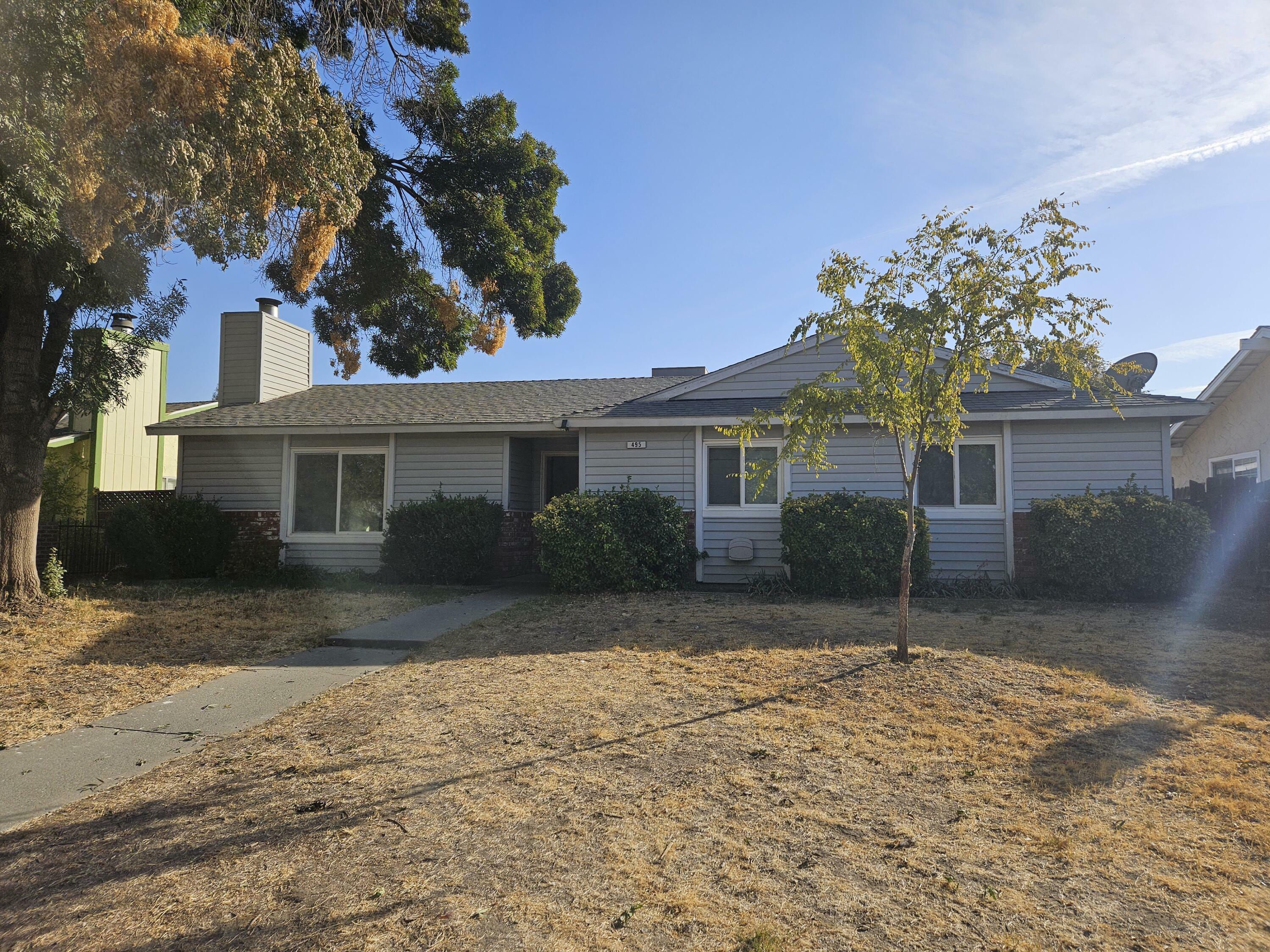 495 Pacific Street  Coalinga CA 93210 photo