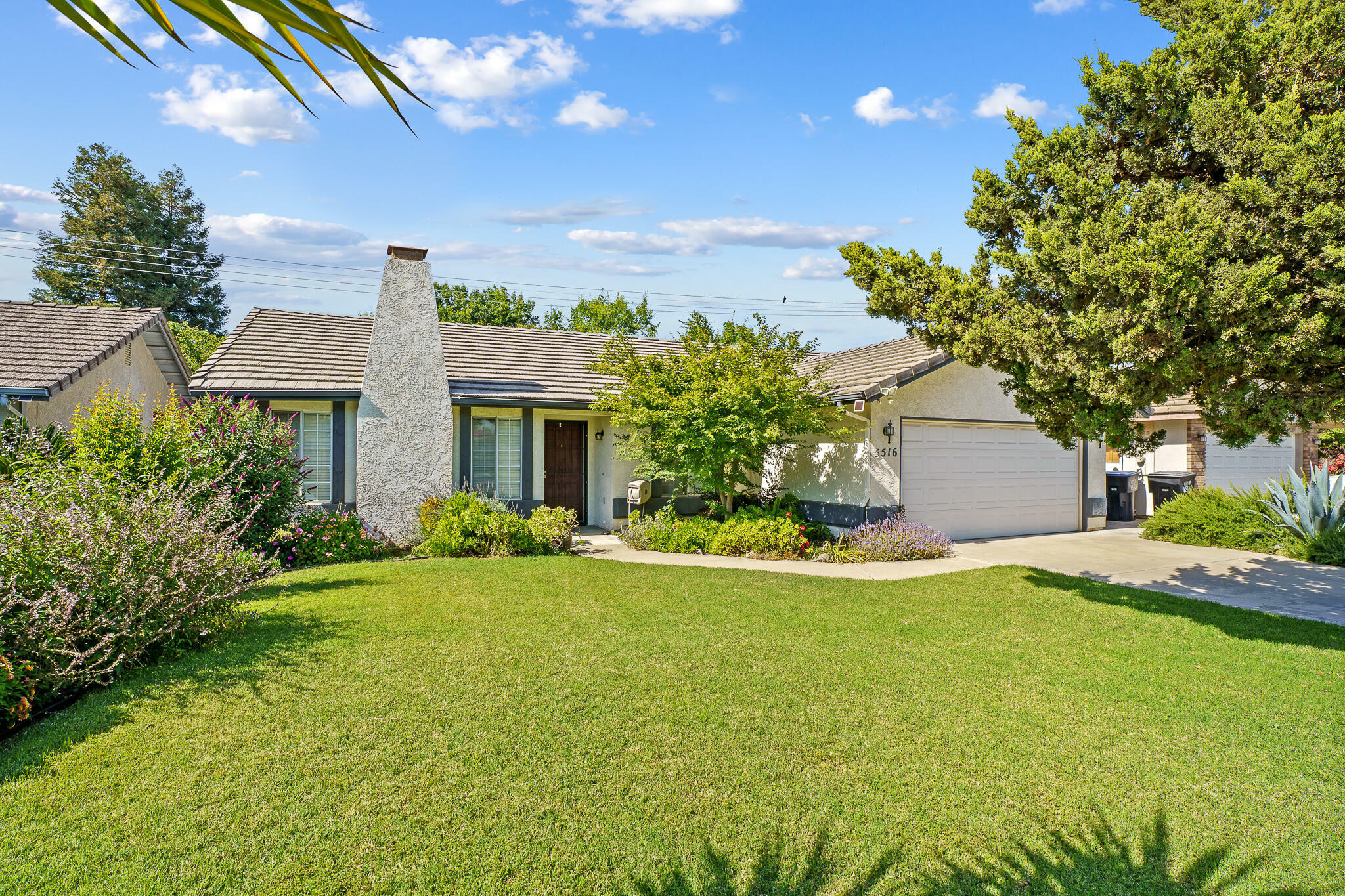 5516 Damsen Avenue  Visalia CA 93291 photo