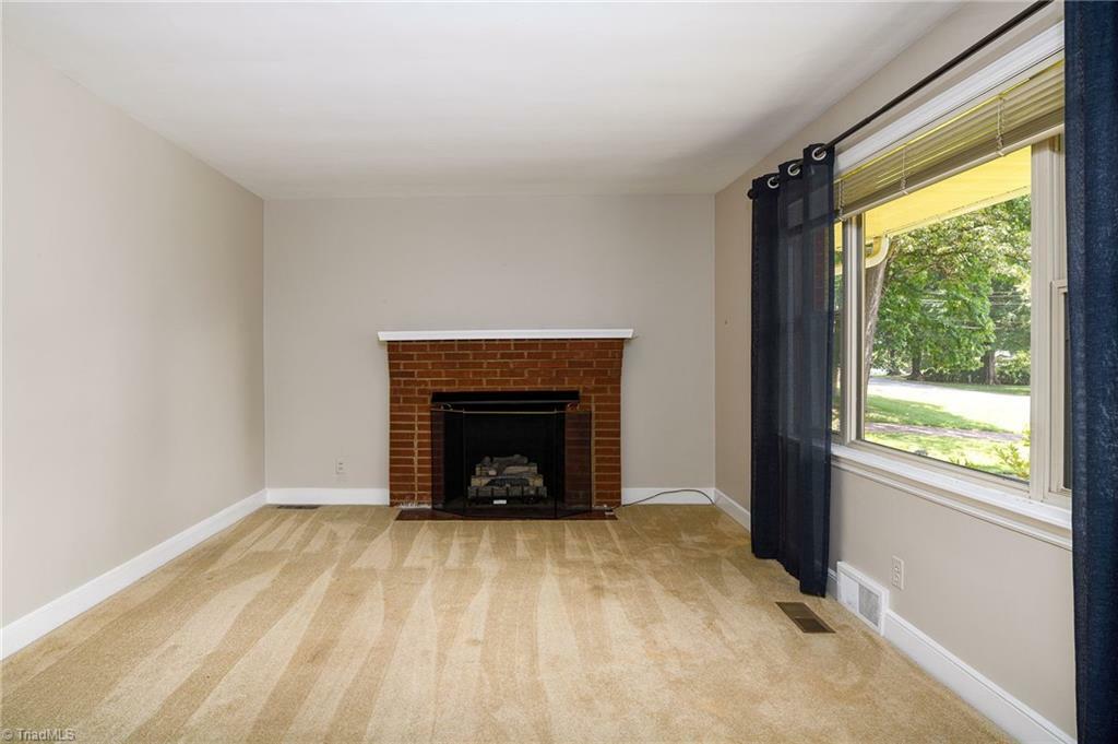 Property Photo: 4550 Sunny Drive NC 27106