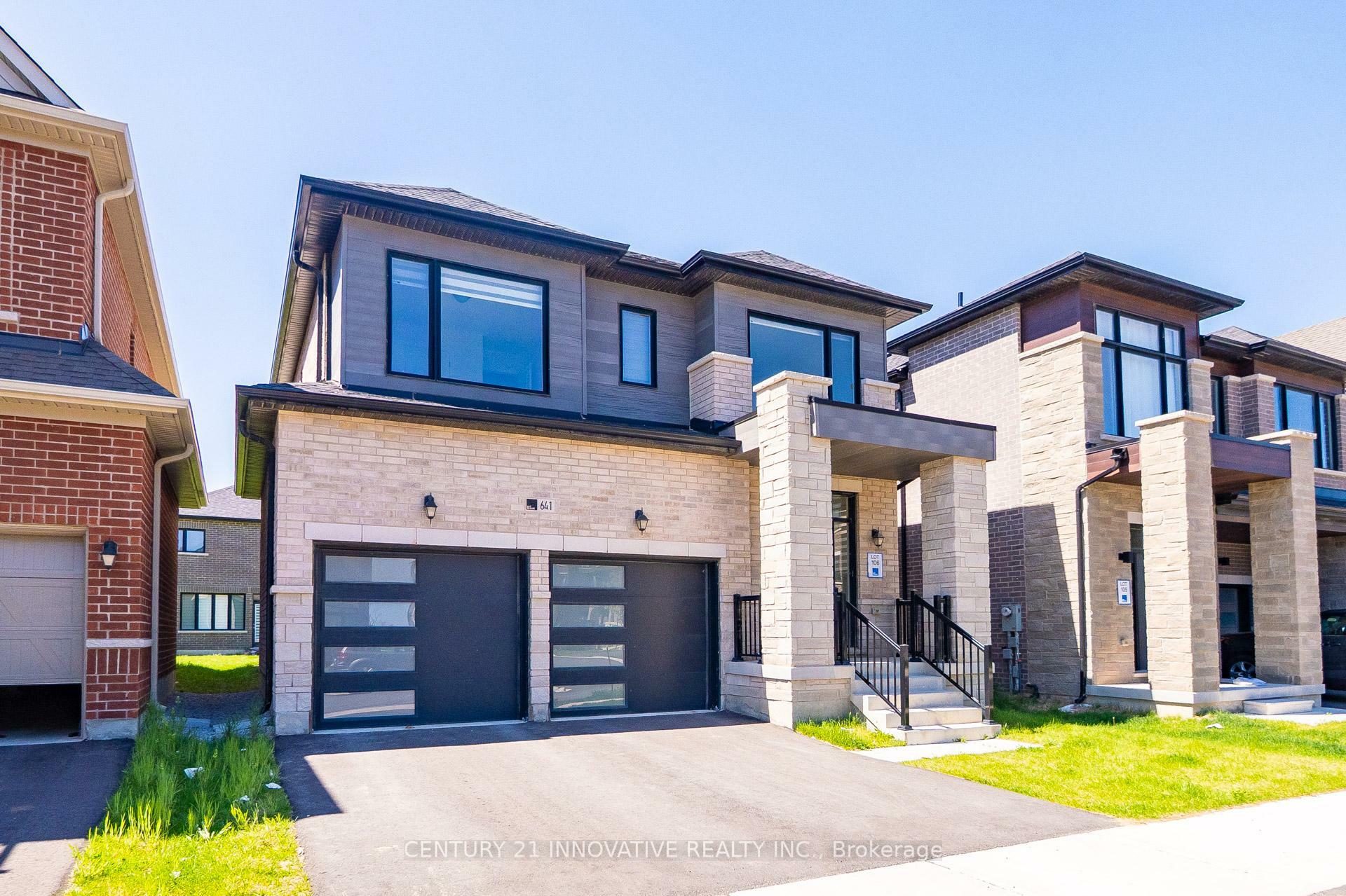 Property Photo:  641 Etheridge Avenue E  ON L9T 7E7 