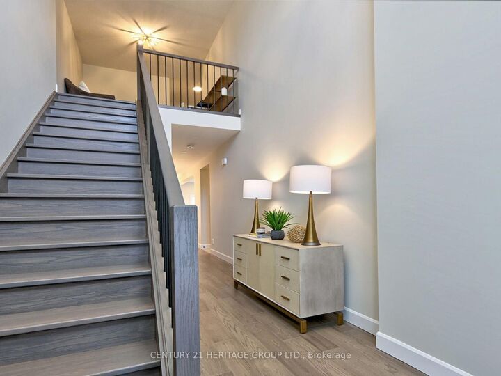 Photo de la propriété: Upper - 6429 Royal Magnolia Avenue ON N6P 1H5