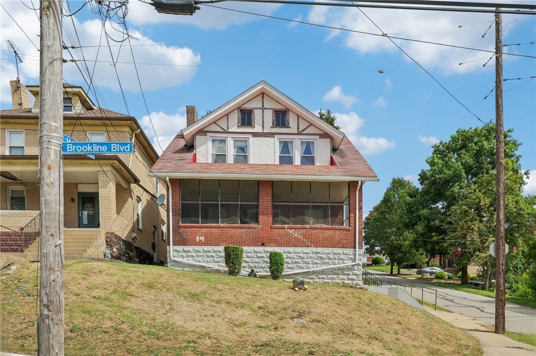 Property Photo: 1461 Brookline Blvd PA 15226