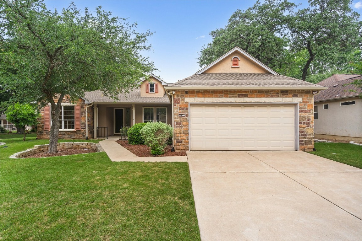 Property Photo: 106 Ranch House Cove TX 78633