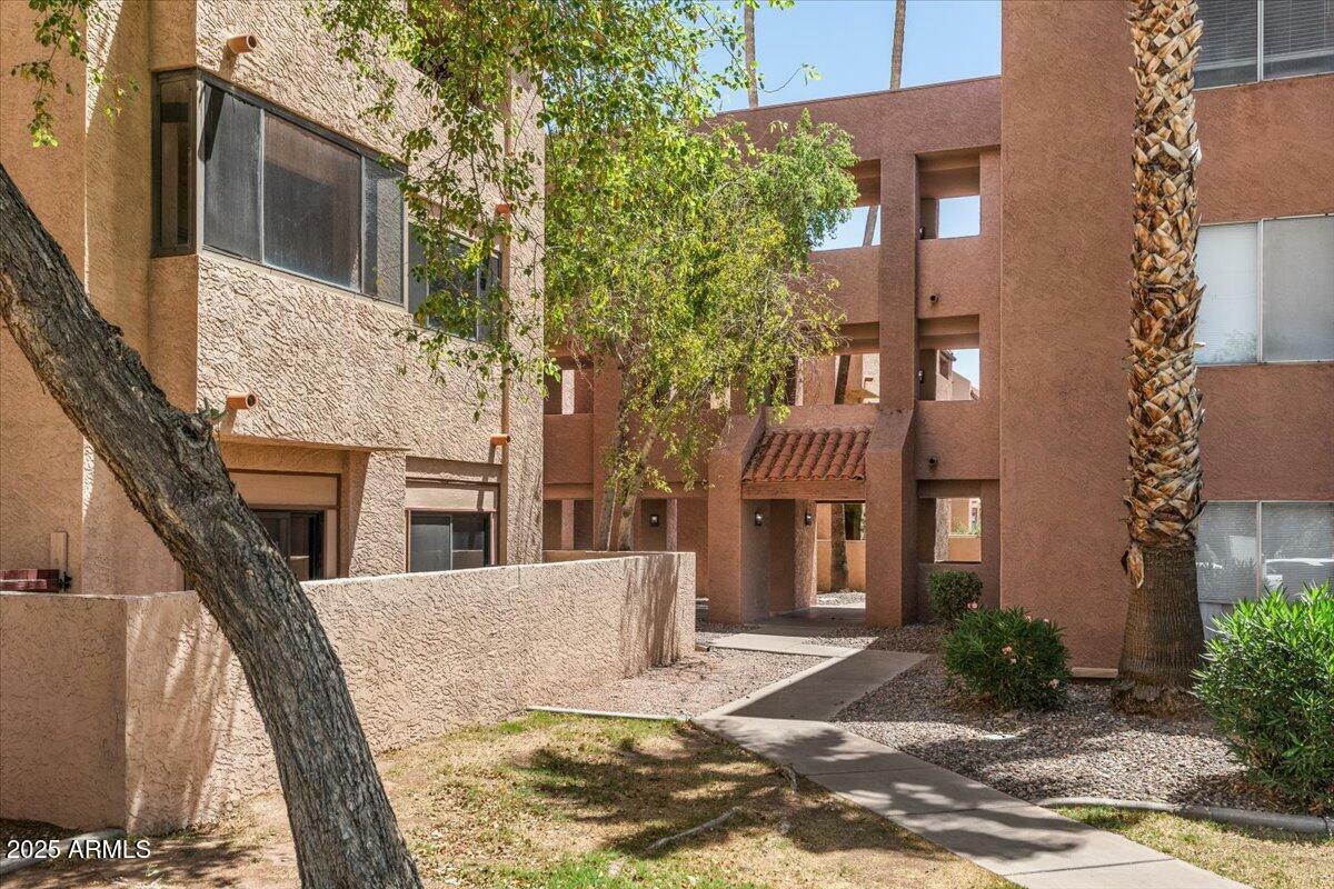 Property Photo:  540 N May -- 2148  AZ 85201 