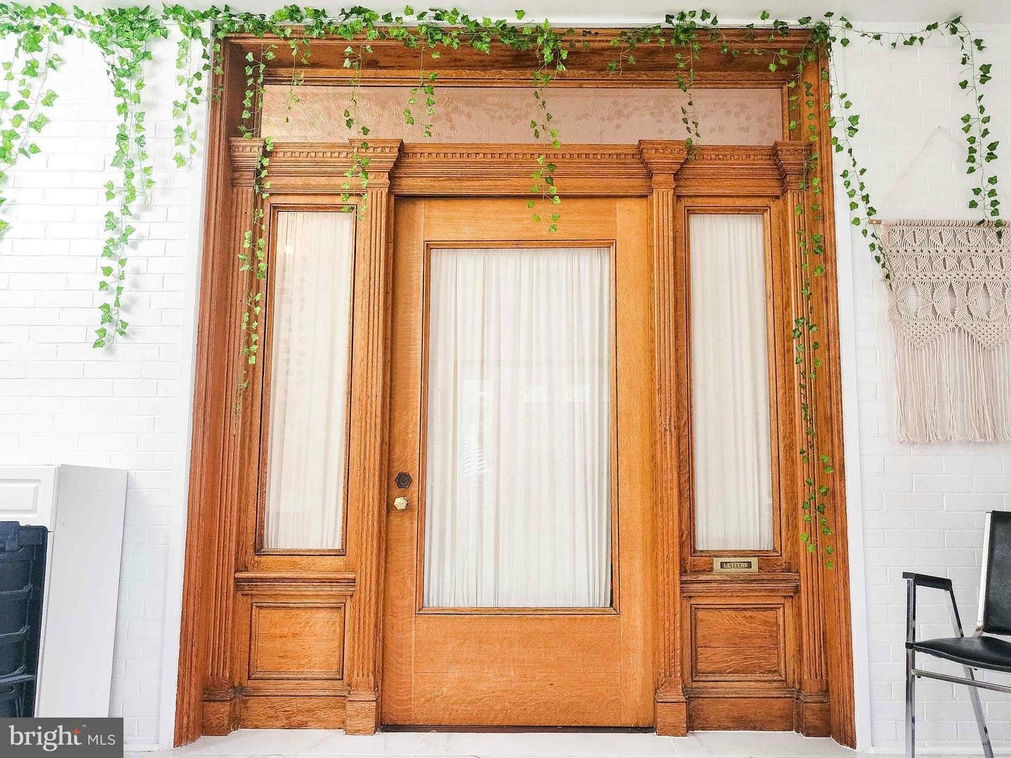 Property Photo: 206 E Main Street PA 17078