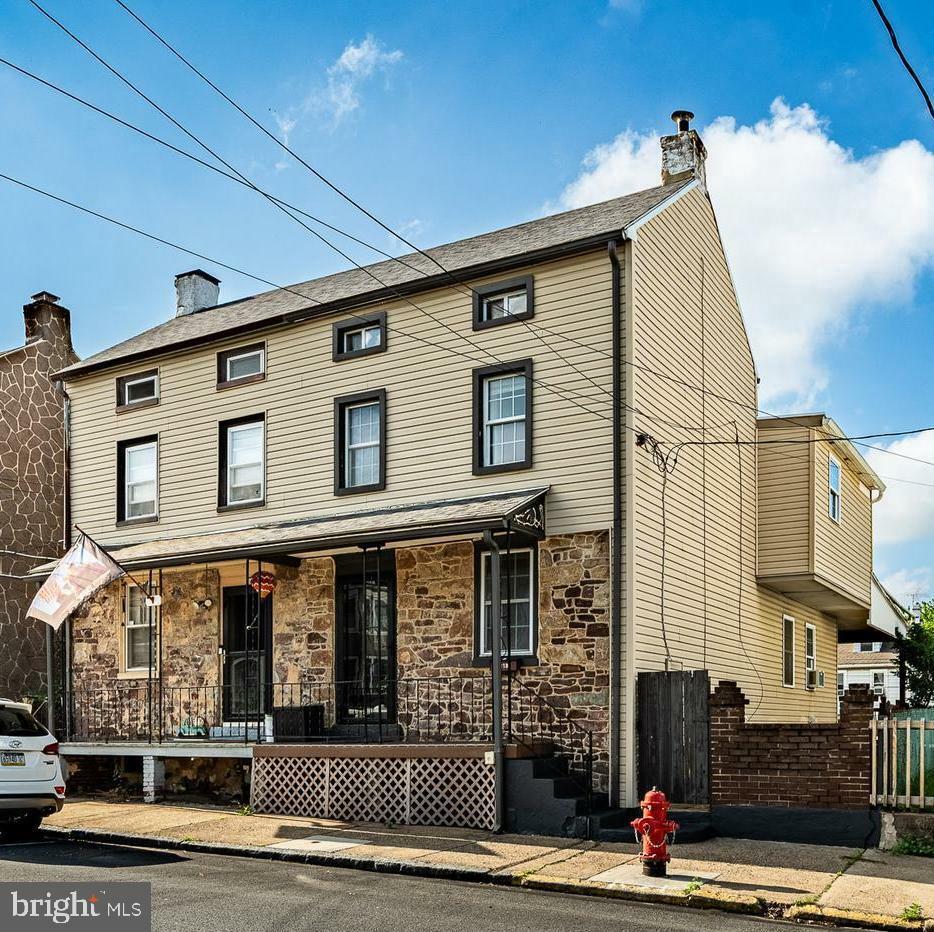313 High Street  Phoenixville PA 19460 photo
