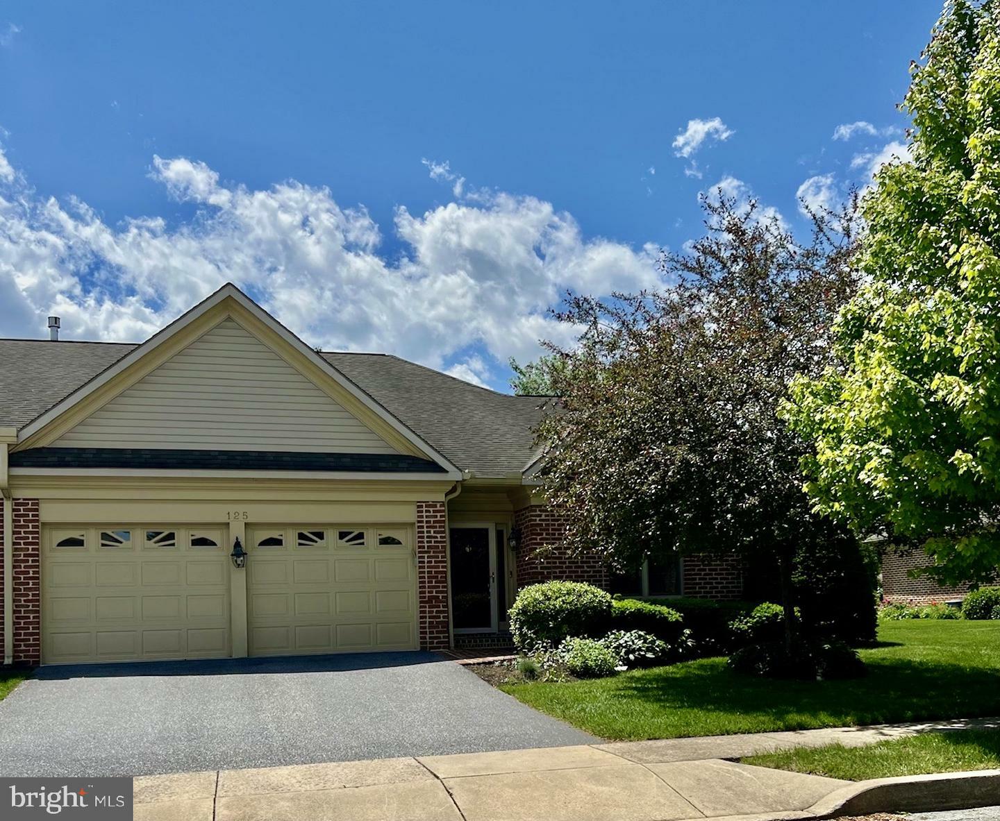 125 Almond Drive  Hershey PA 17033 photo