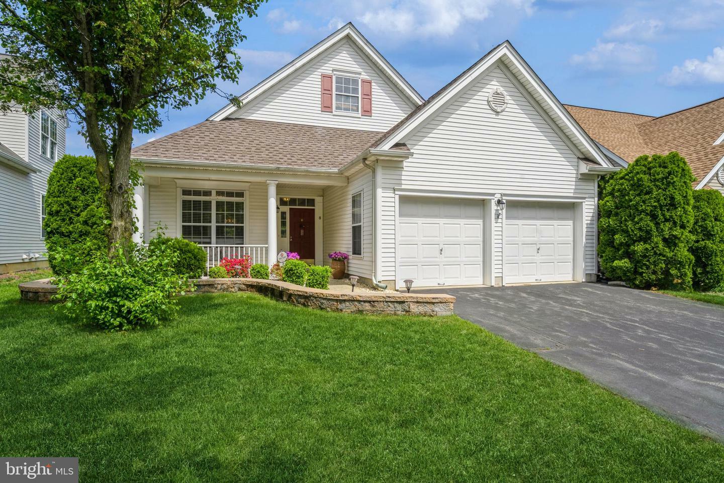 Property Photo: 8 Mistflower Lane NJ 08550