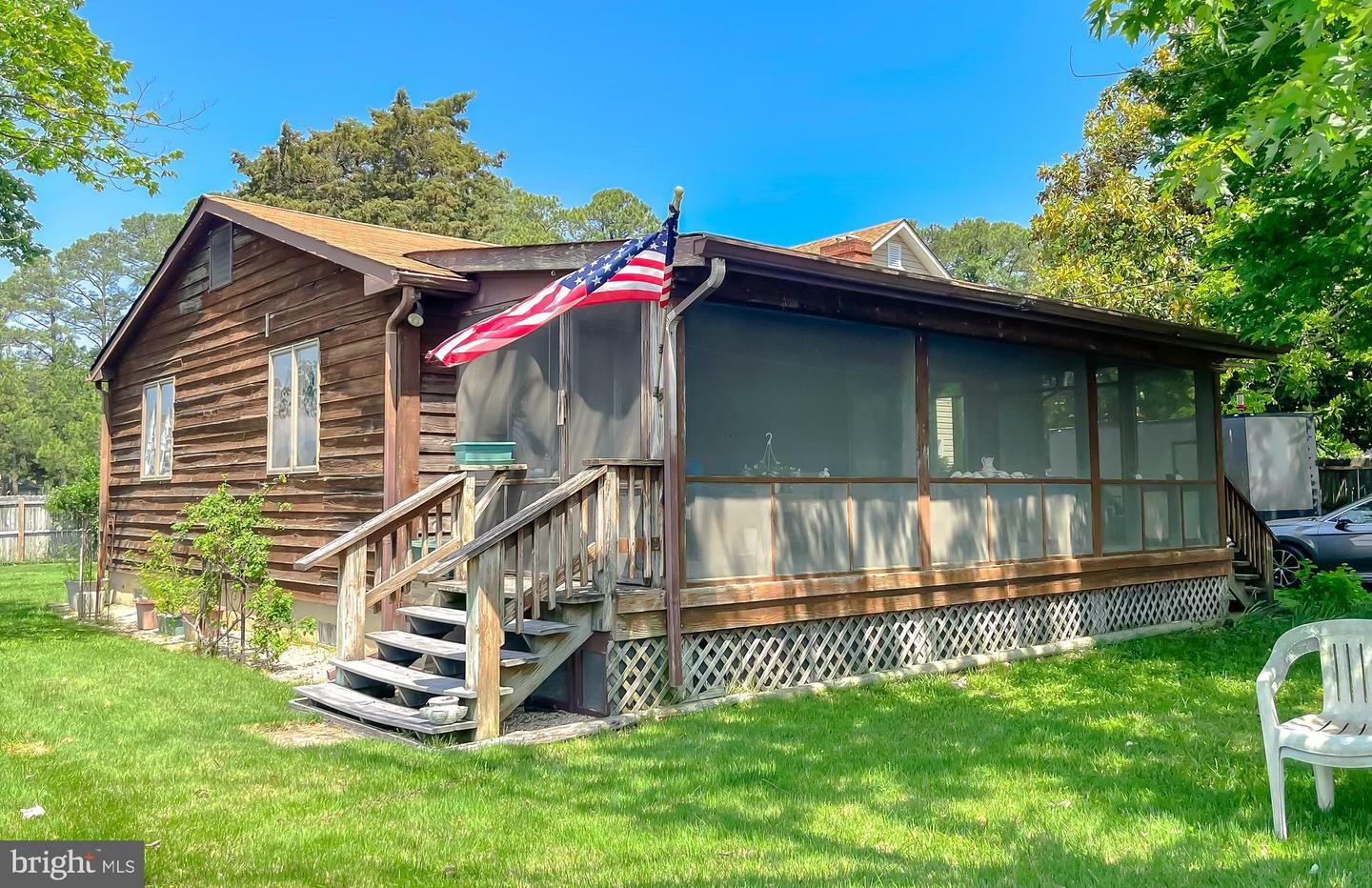 Property Photo: 14701 Macarthur Drive MD 20687