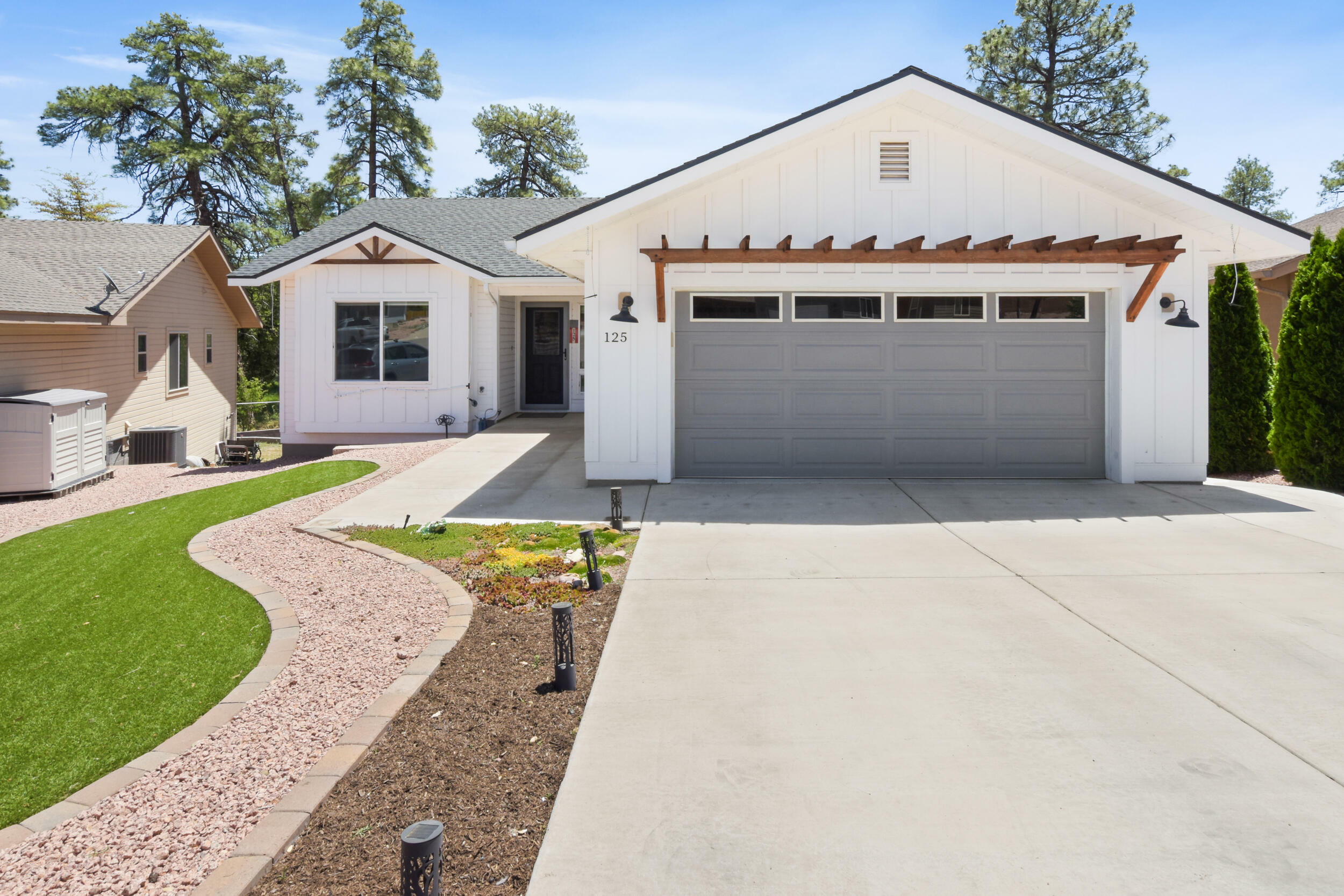 Property Photo:  125 W Cottage Creek Court  AZ 85541 