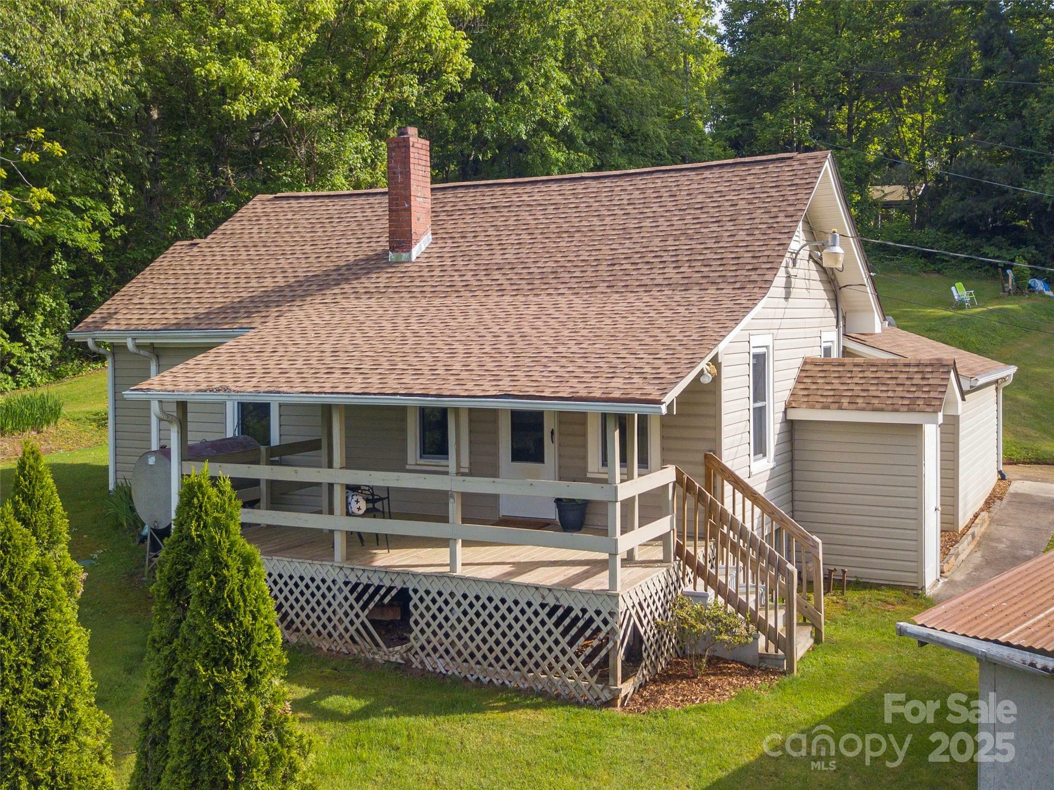 Property Photo: 21 &Amp 24 Betty Drive NC 28748