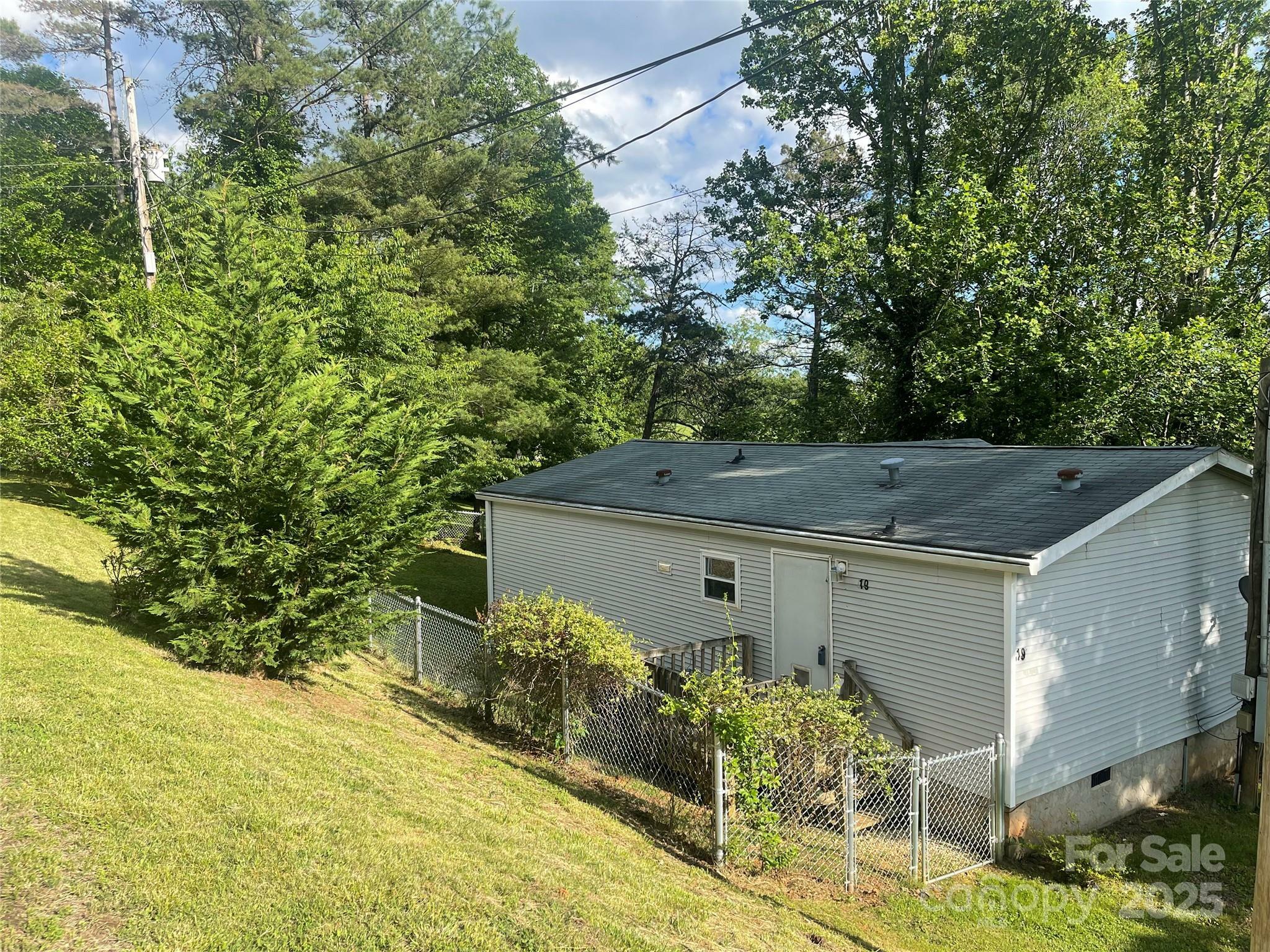 19 Harkins Lane  Marshall NC 28753 photo