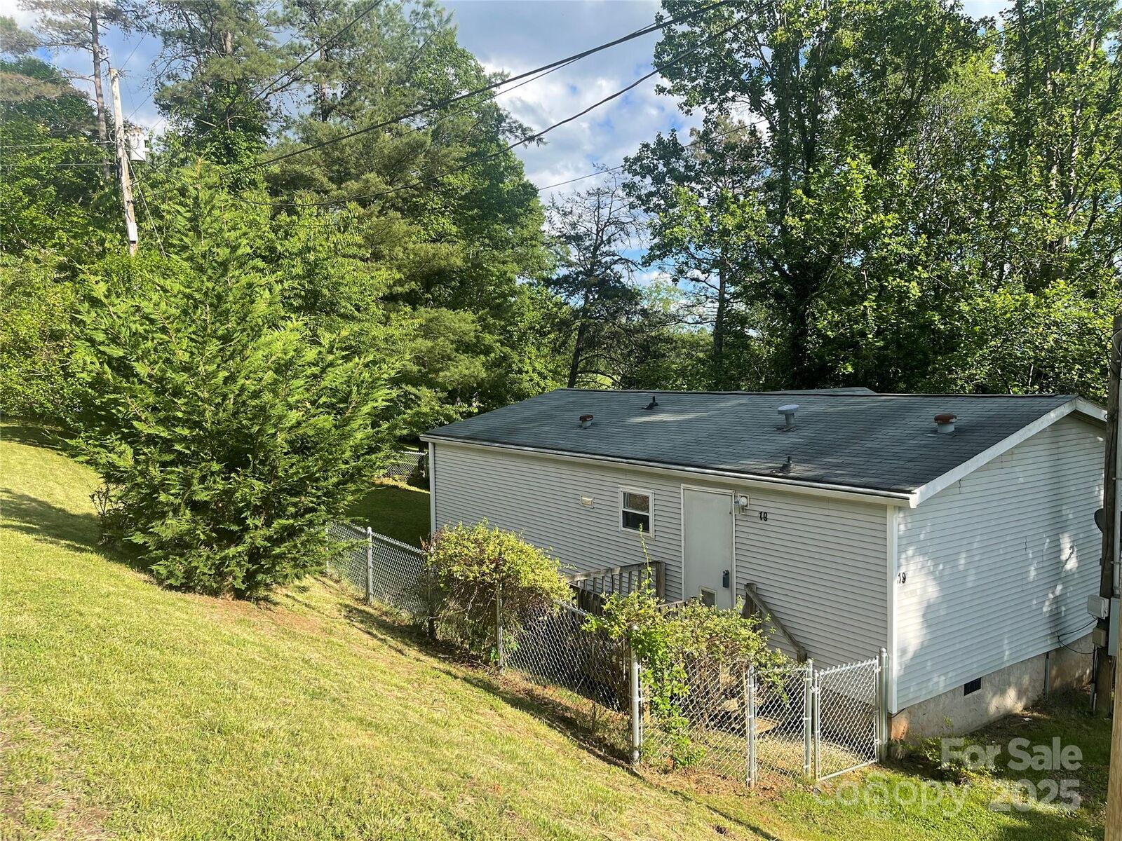 Property Photo: 19 Harkins Lane NC 28753