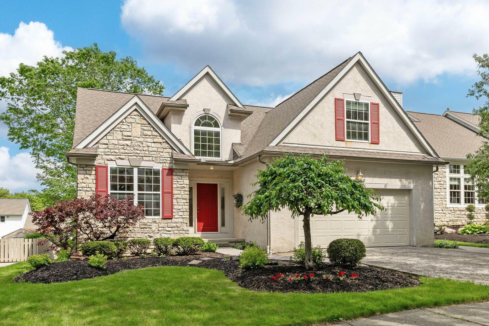 Property Photo: 6266 Misty Cove Lane OH 43231