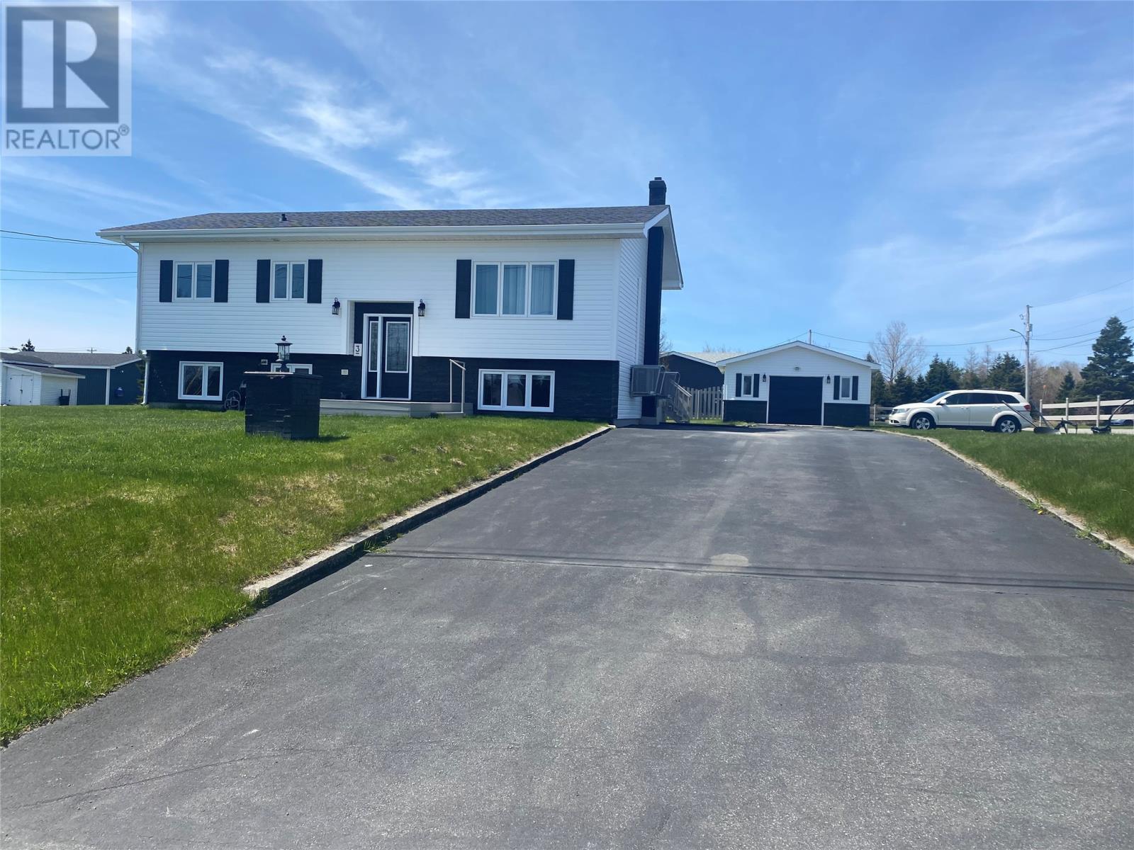 3 Millbrook Lane  Kippens NL A2N 3K8 photo
