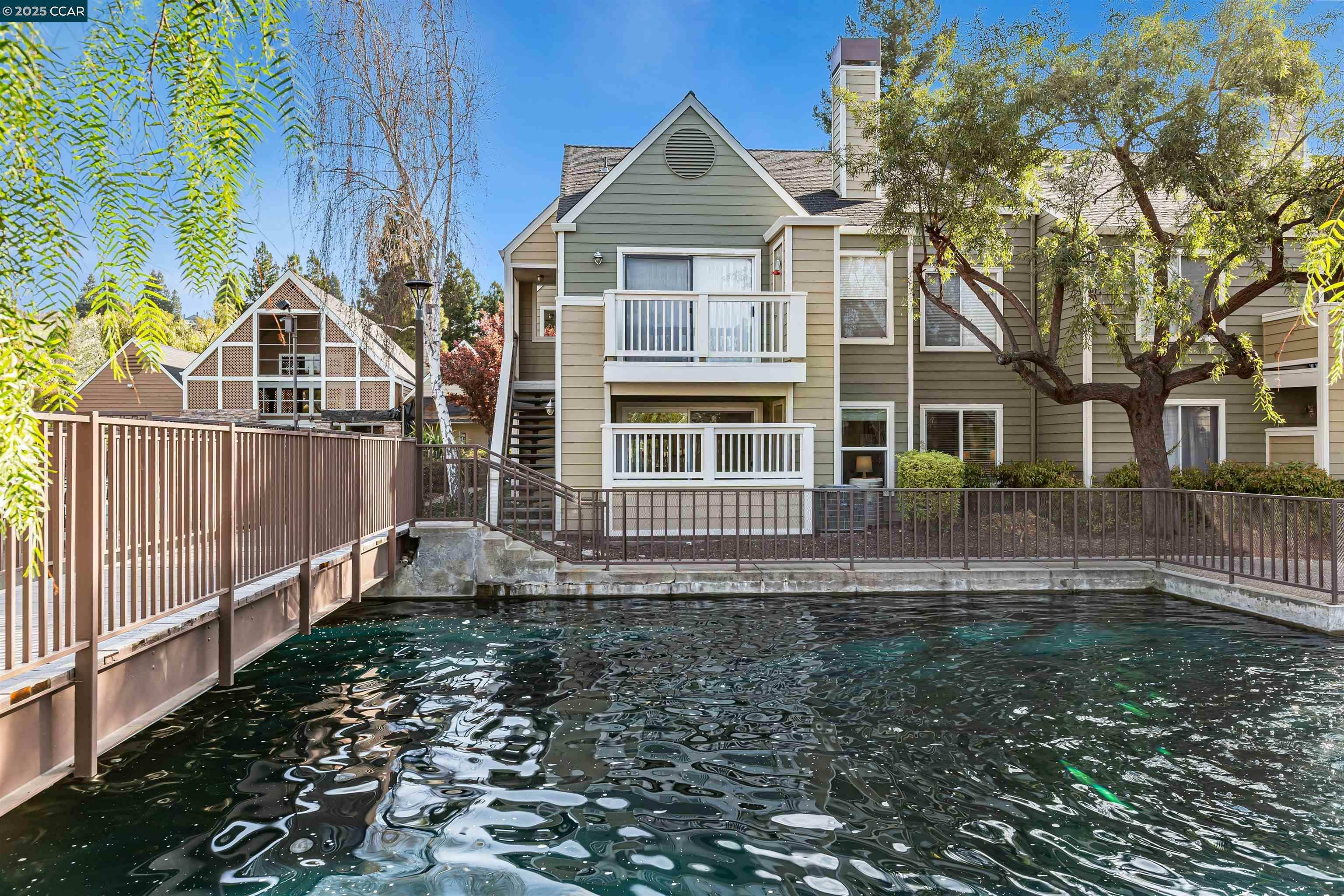 Property Photo: 225 Reflections Dr 15 CA 94583