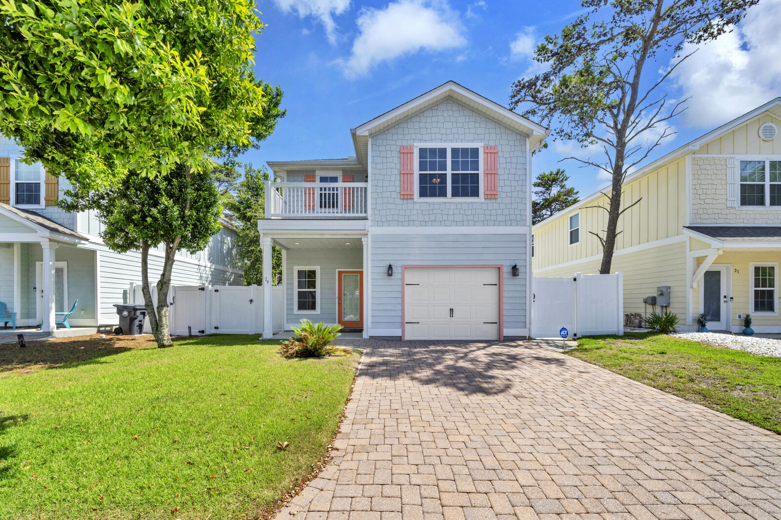 Property Photo: 19 Topside Drive FL 32461