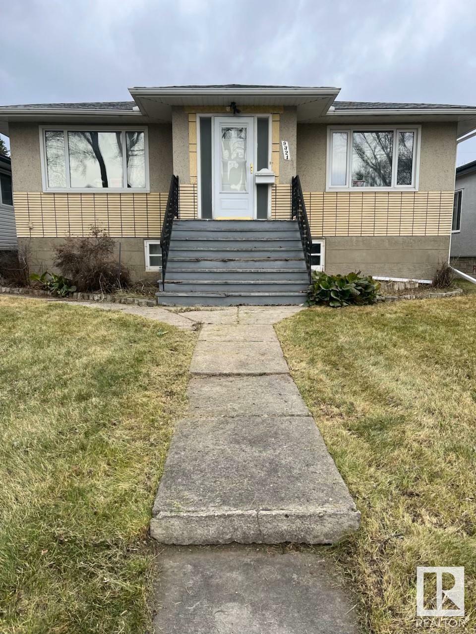 Property Photo: 9321 72 Avenue NW AB T6E 0Y3