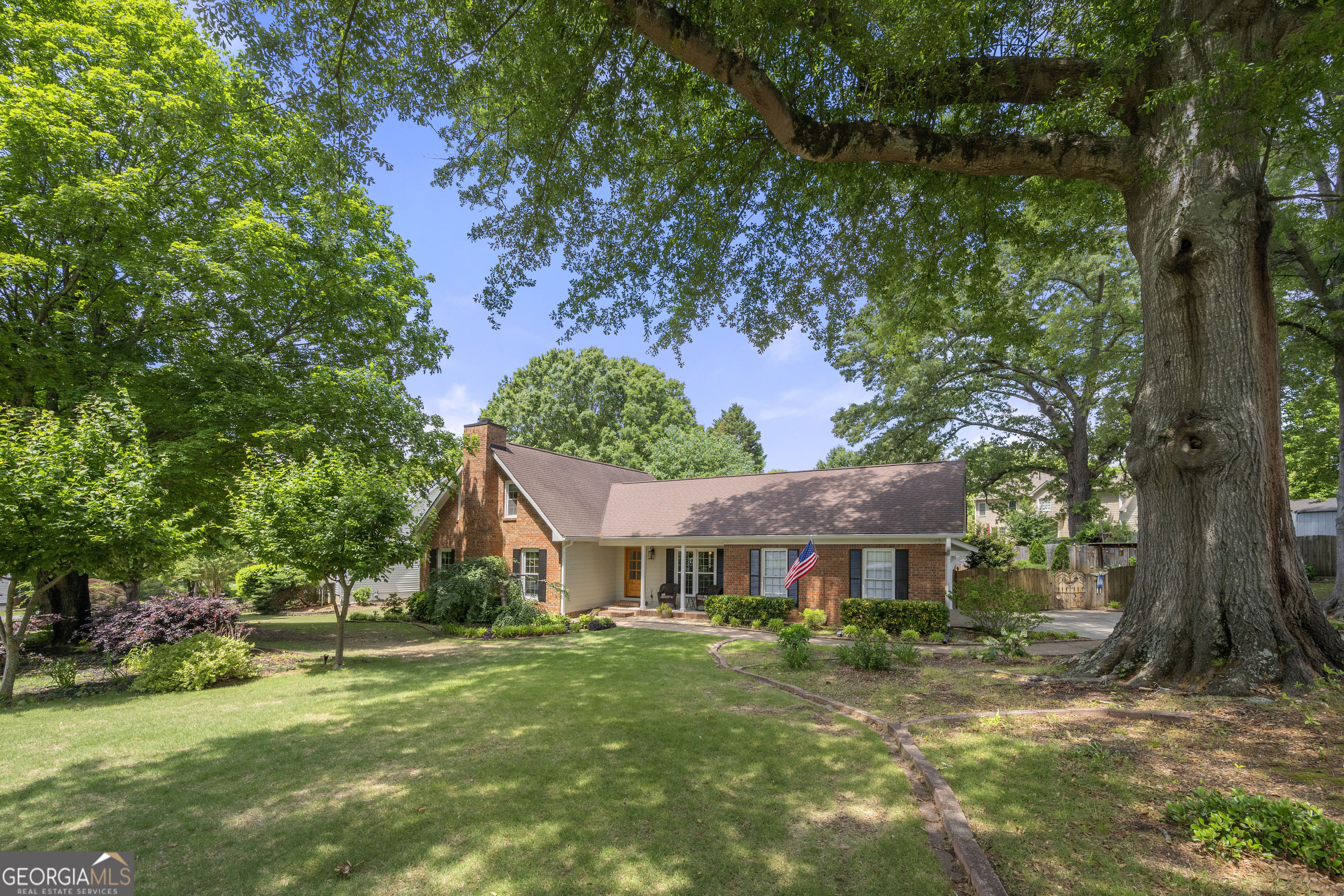 Property Photo: 503 Bonnie Drive GA 30188