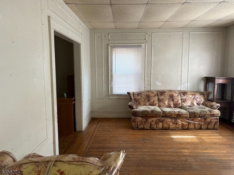Property Photo: 285 N Center St NJ 07050