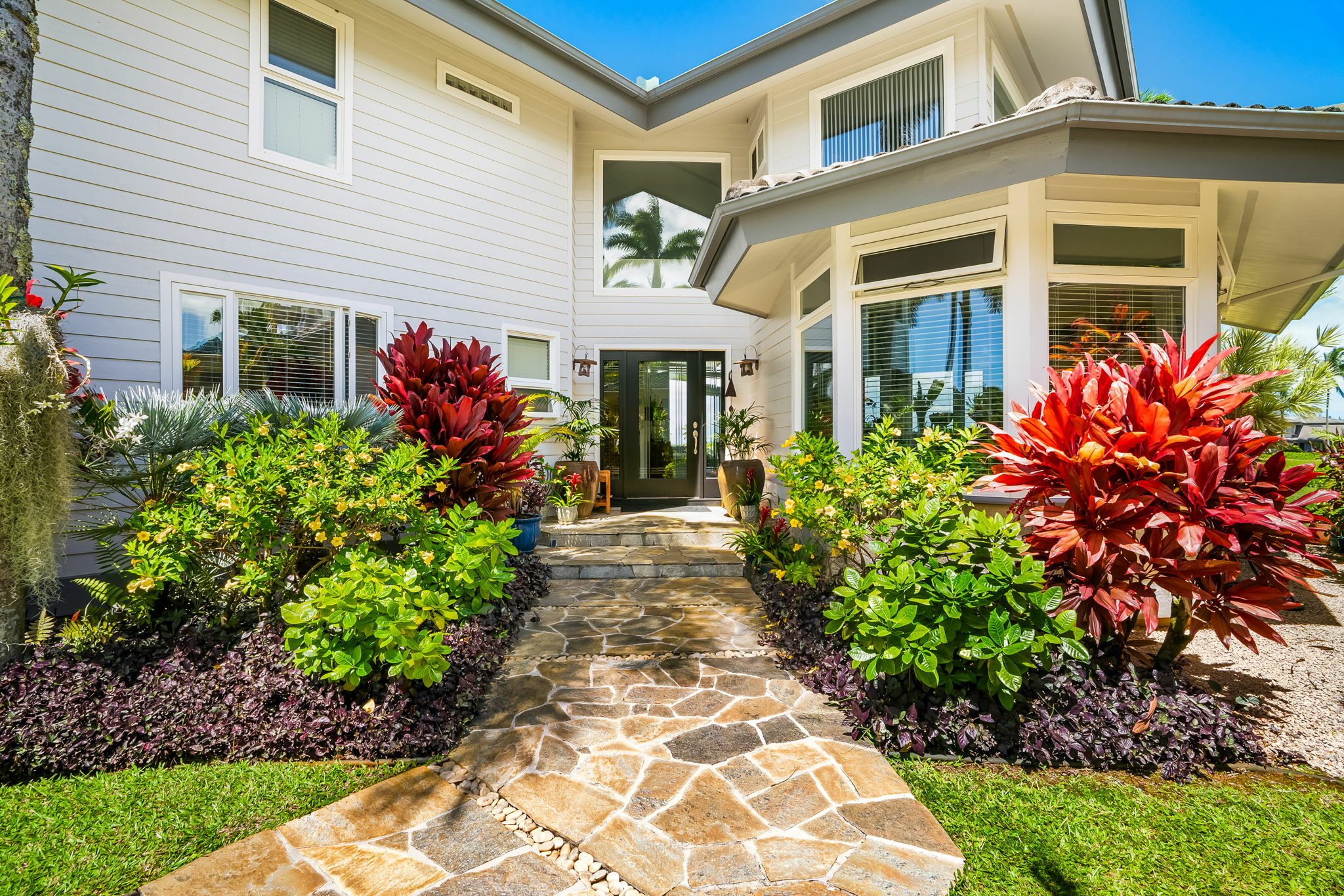 Property Photo:  4055 Aloalii Dr  HI 96722 
