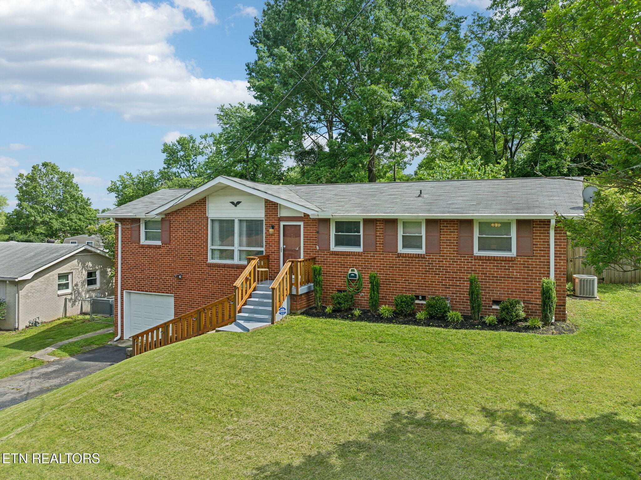 234 Bonnafield Drive  Hermitage TN 37076 photo