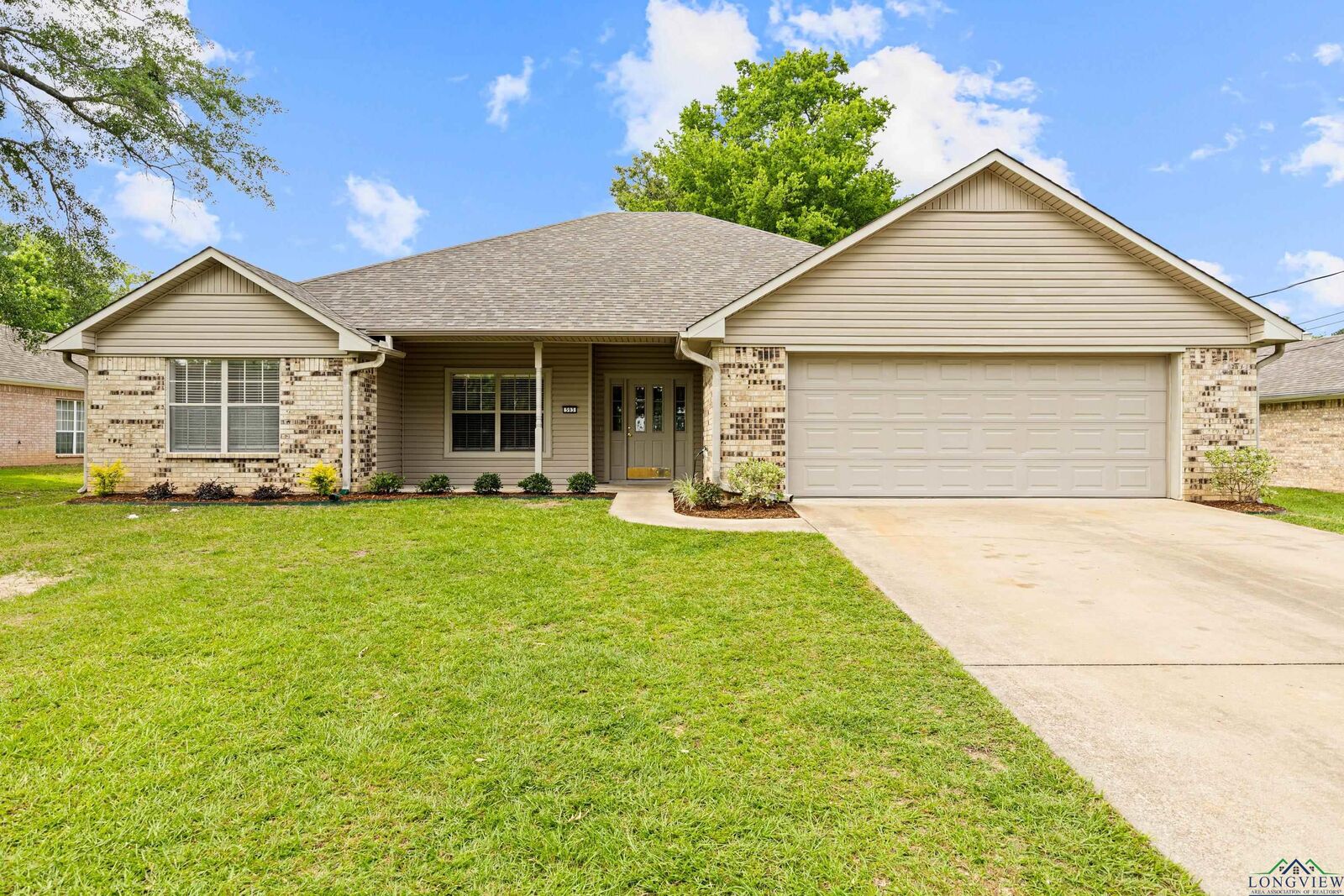 Property Photo:  593 Briarwood Dr.  TX 75647 