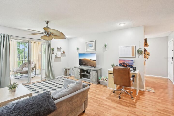 Property Photo:  9481 Highland Oak Drive 1616  FL 33647 