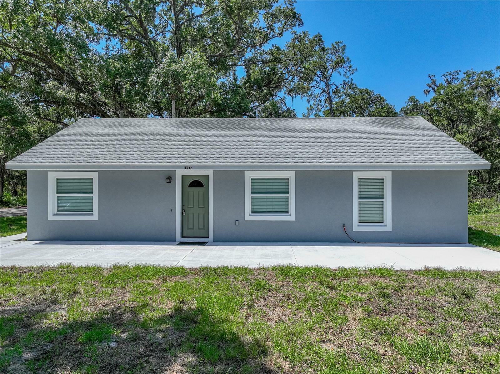 Property Photo: 1415 Southern Avenue FL 33803