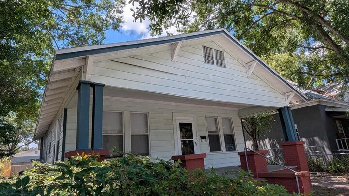 Property Photo: 1221 E Osborne Avenue FL 33603