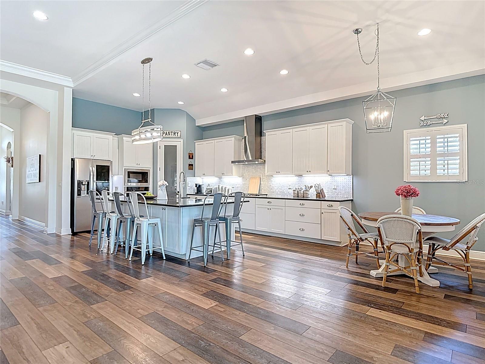 Property Photo: 13706 Osprey Fern Lane FL 33569