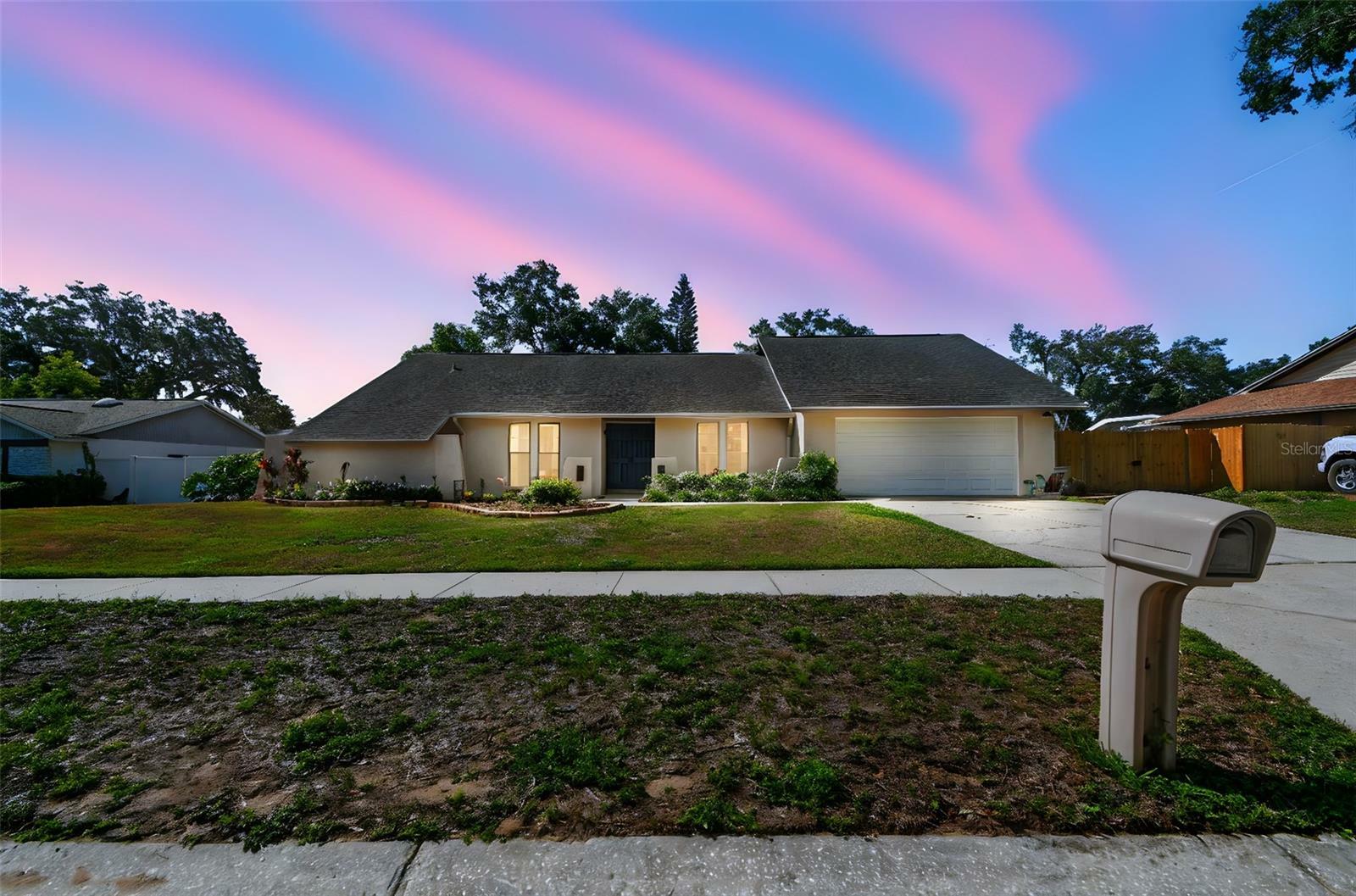 Property Photo: 1111 Lakemont Drive FL 33594