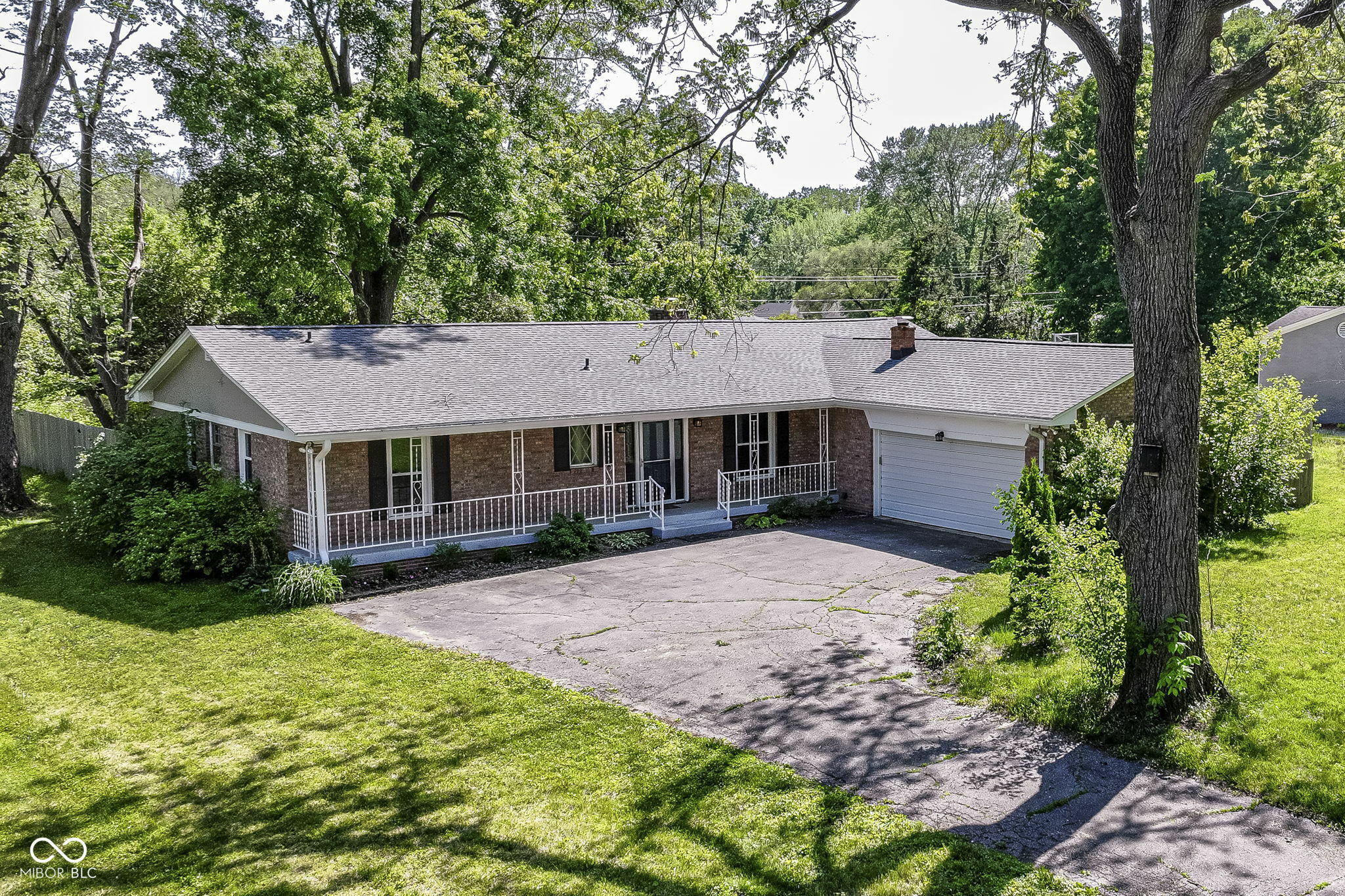 Property Photo: 475 Golf Lane IN 46260