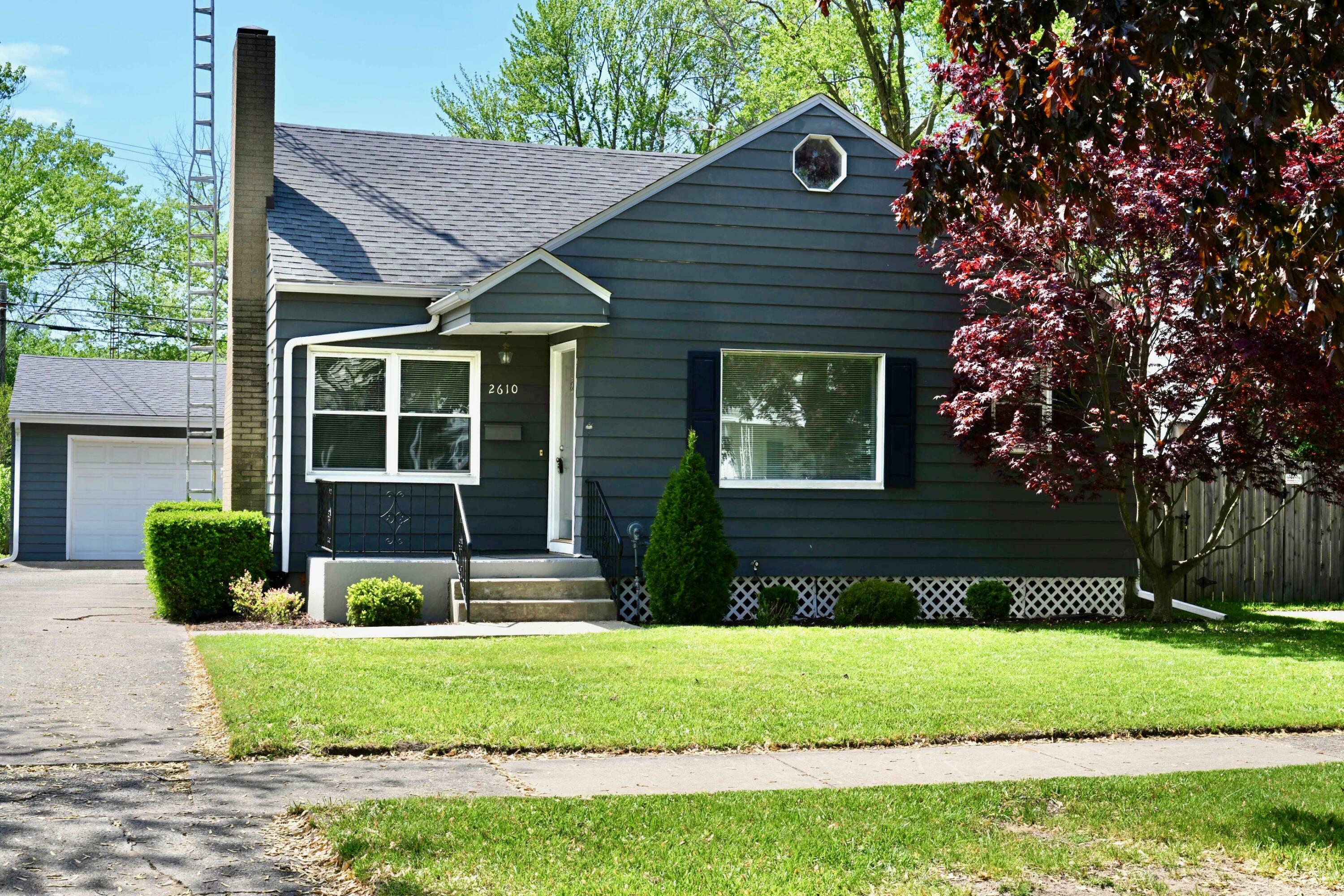 Property Photo: 2610 Willa Drive MI 49085