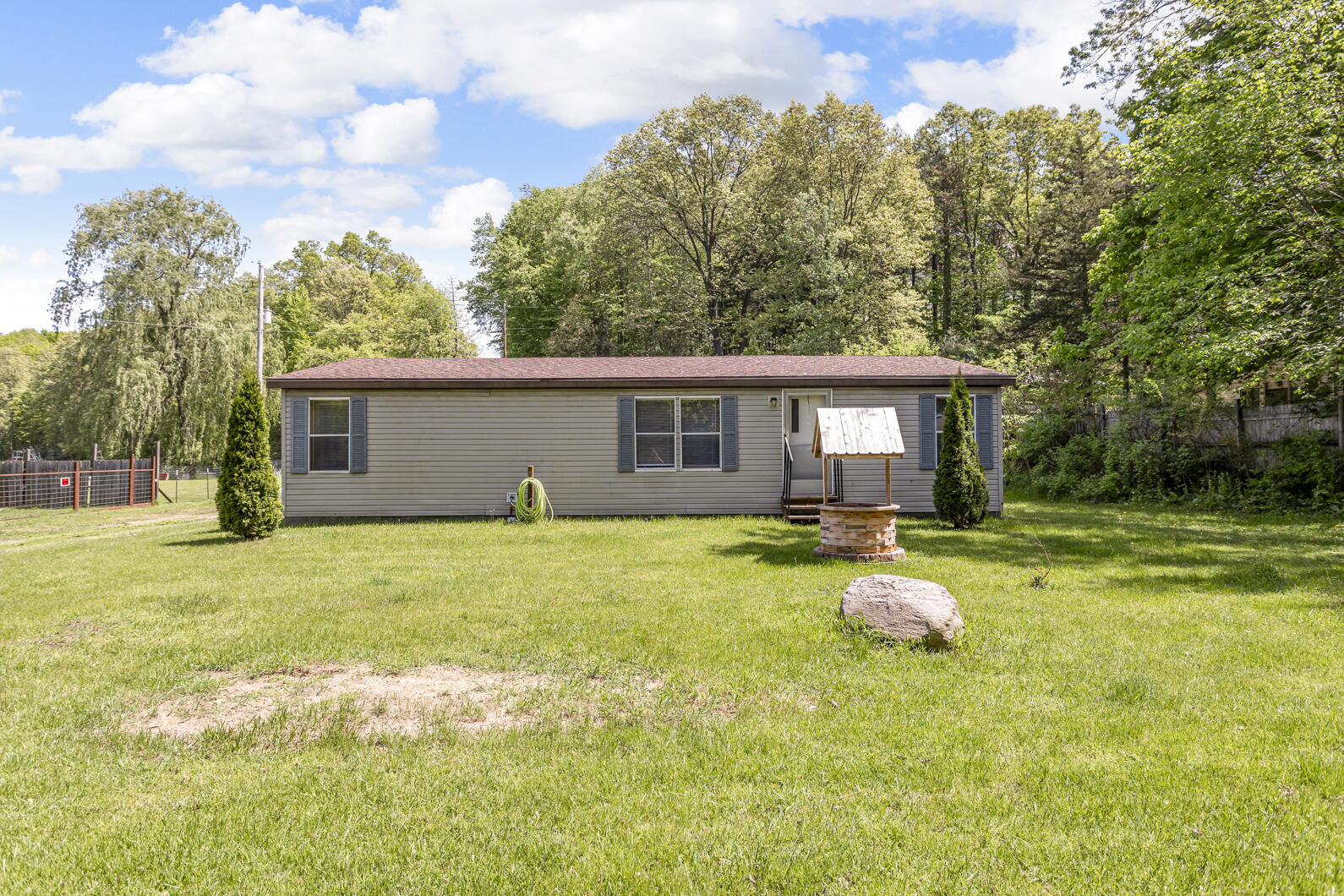 Property Photo:  3749 Wellman Road  MI 49269 